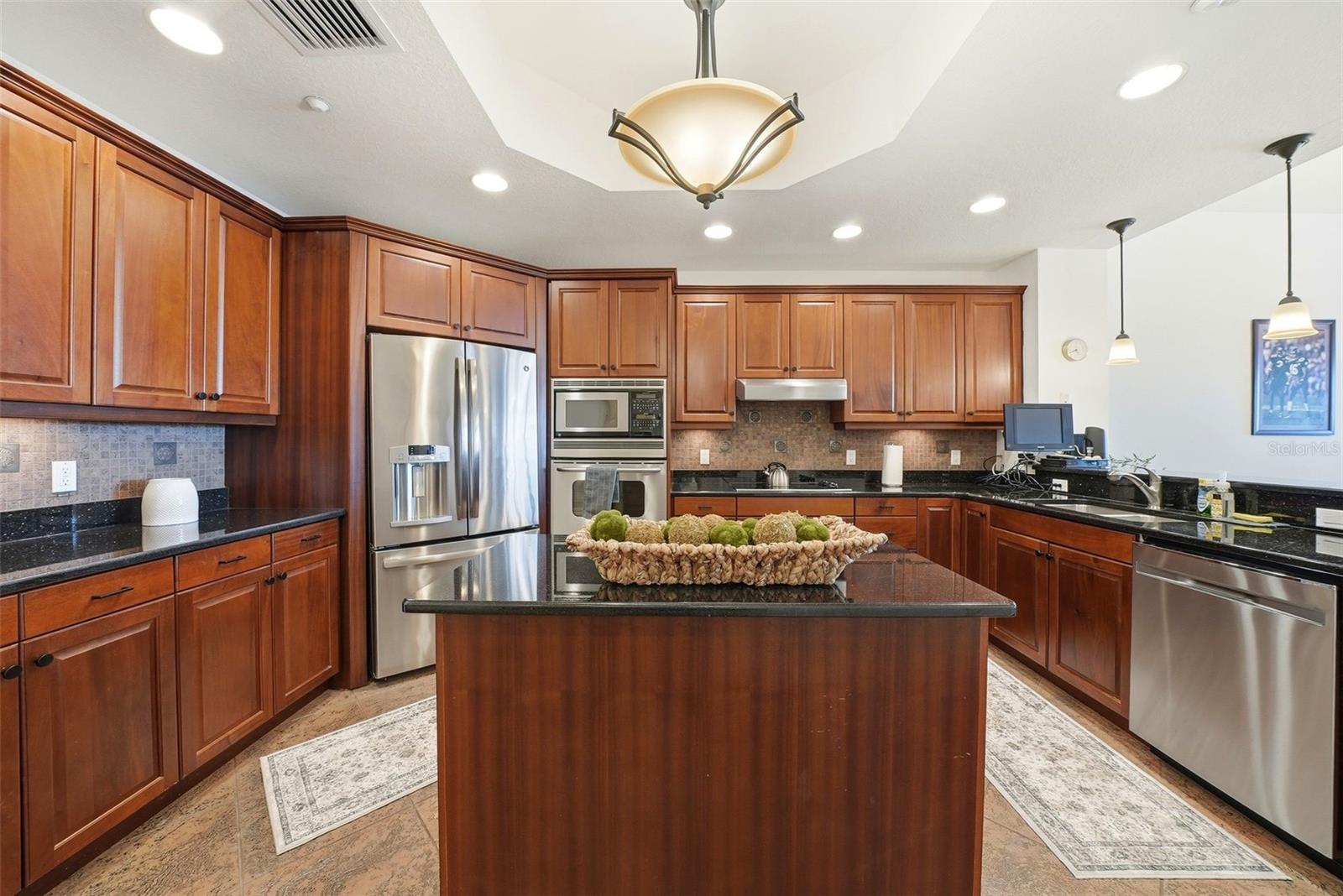 17735 GULF BLVD #405