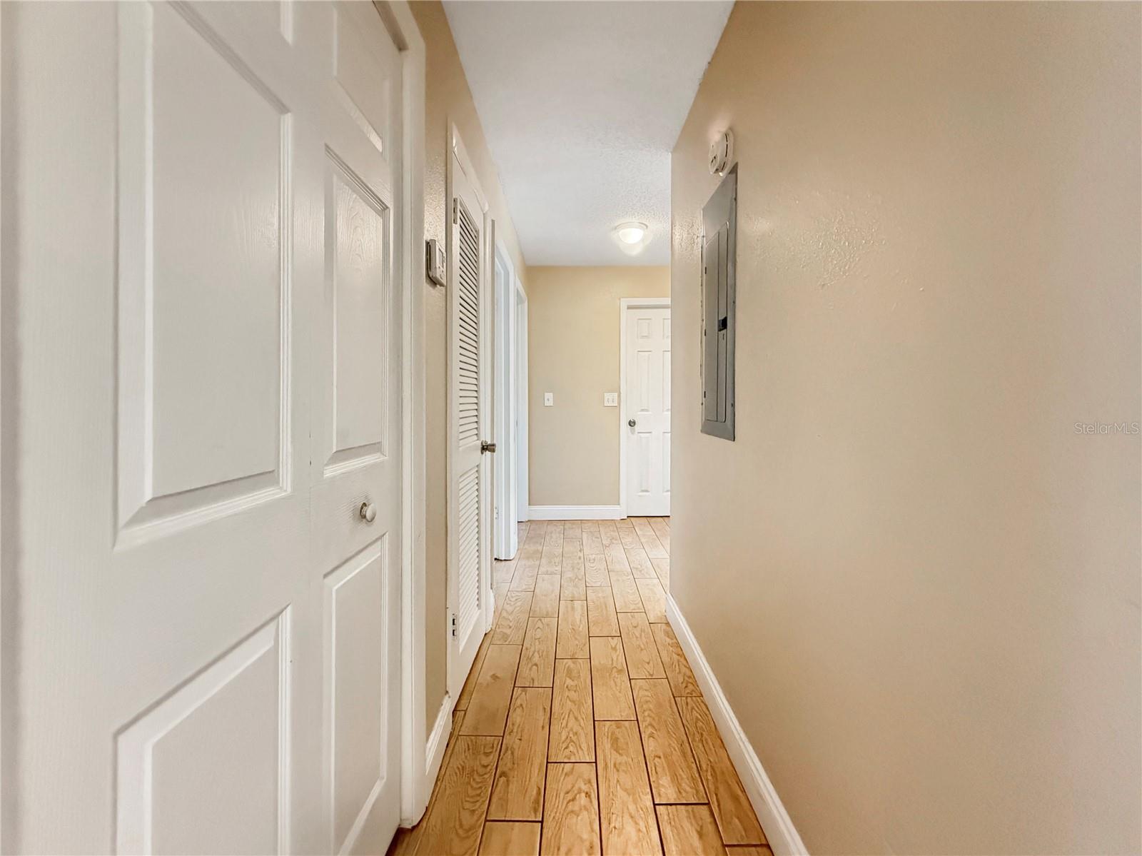 7210 N MANHATTAN AVE #2524