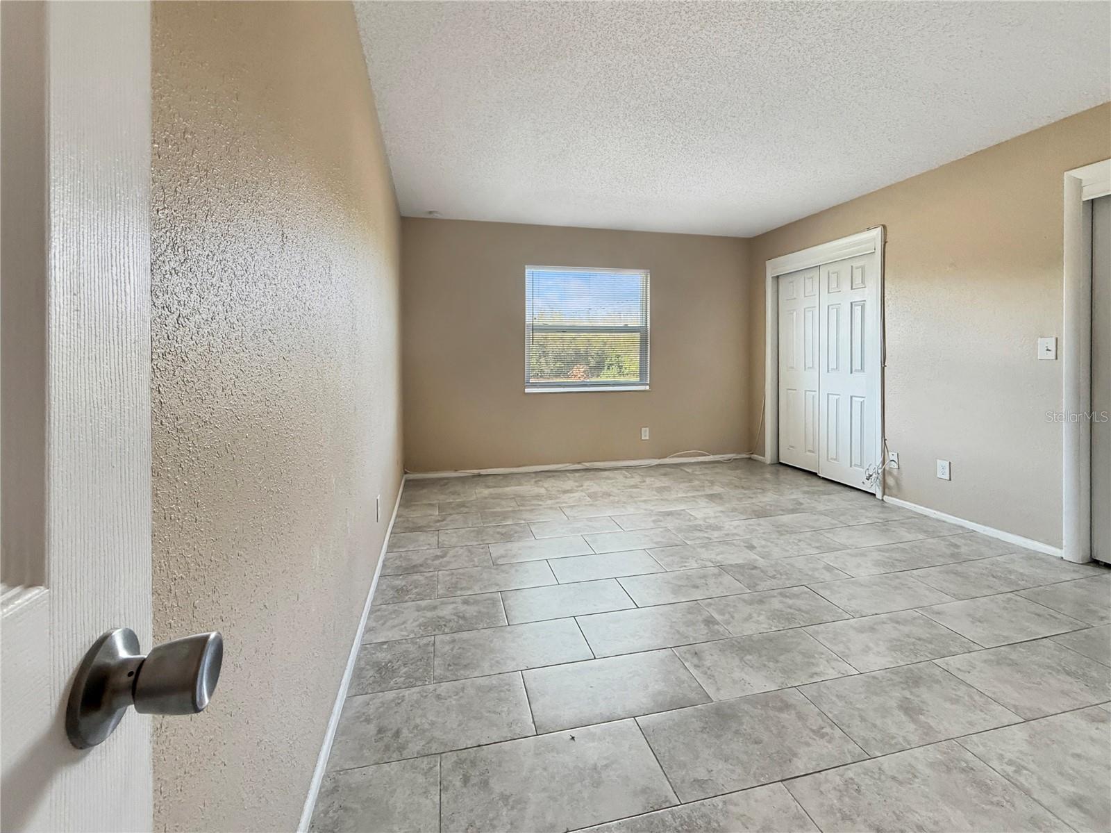 7210 N MANHATTAN AVE #2524