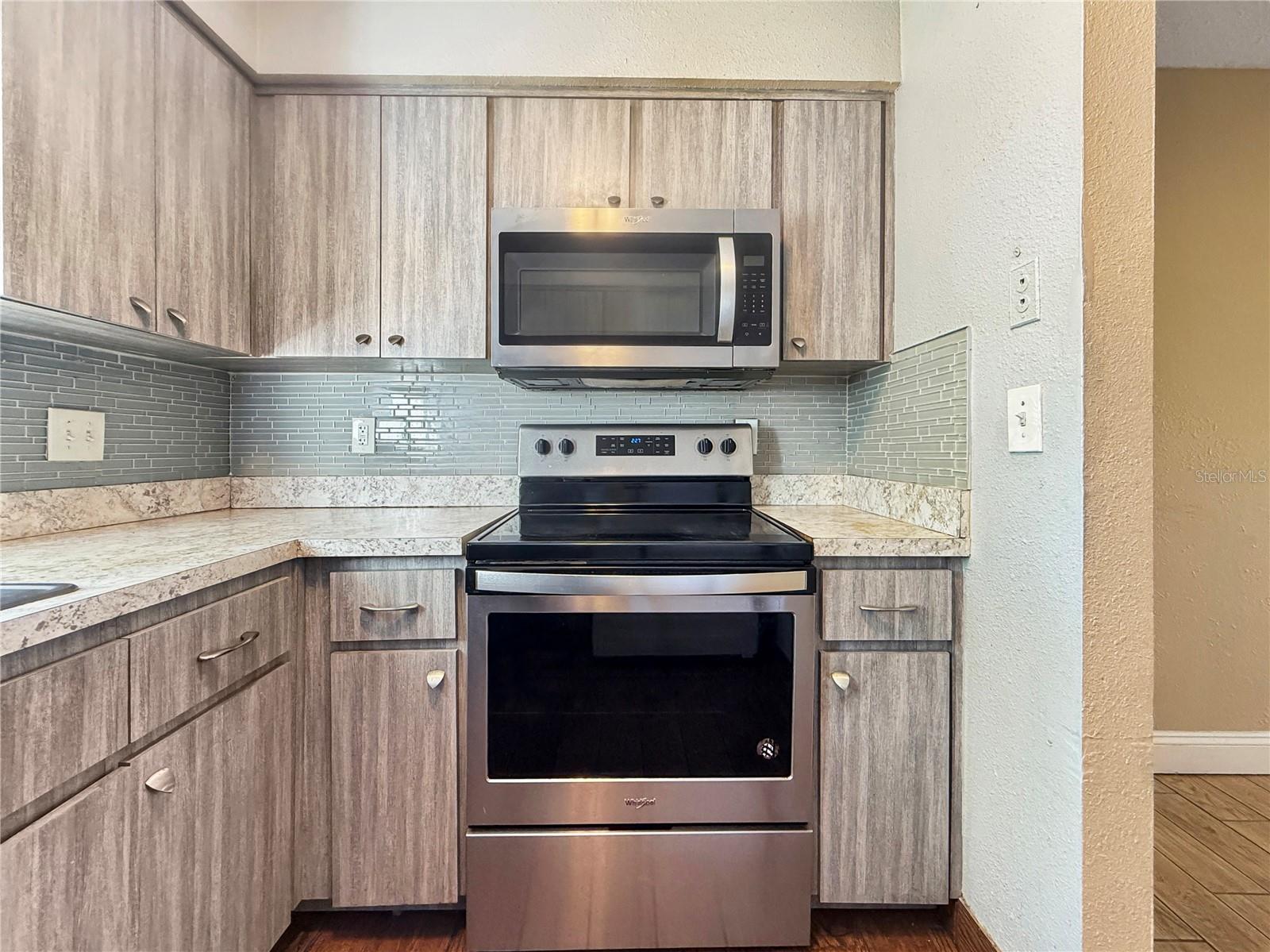 7210 N MANHATTAN AVE #2524