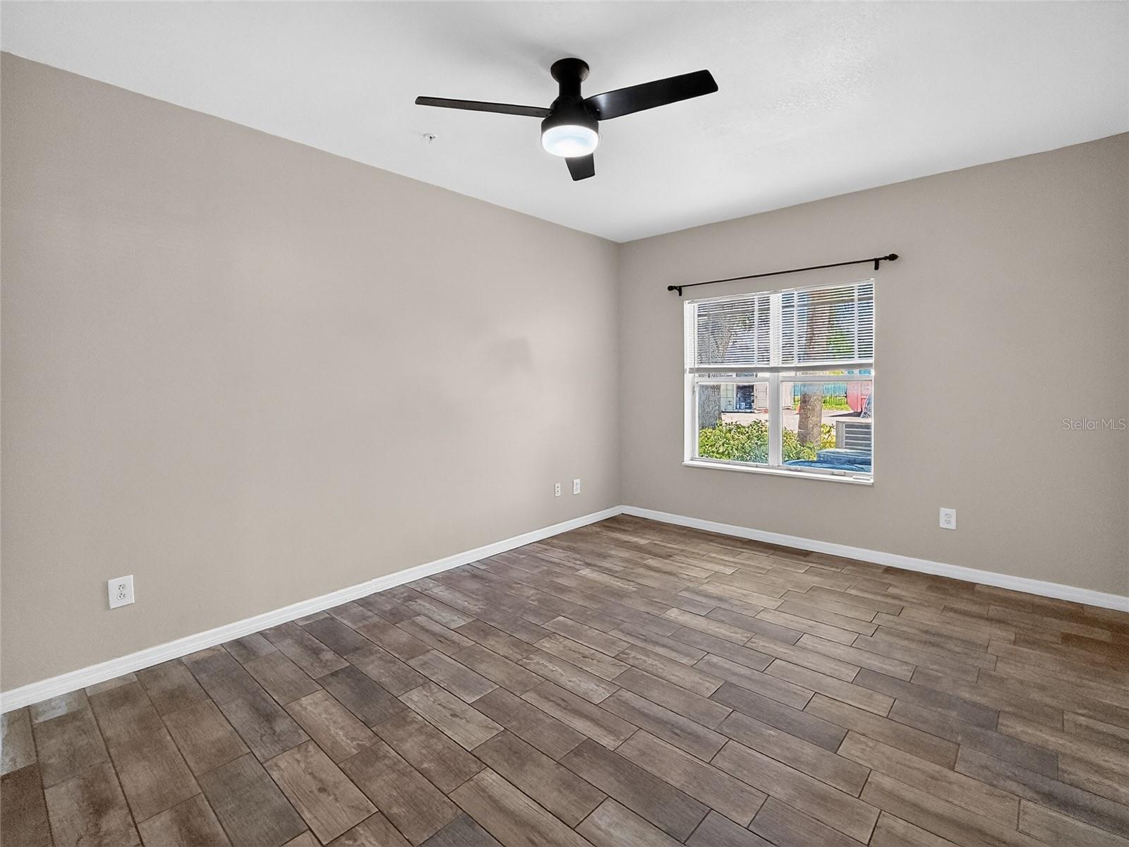 16305 ENCLAVE VILLAGE DR #102