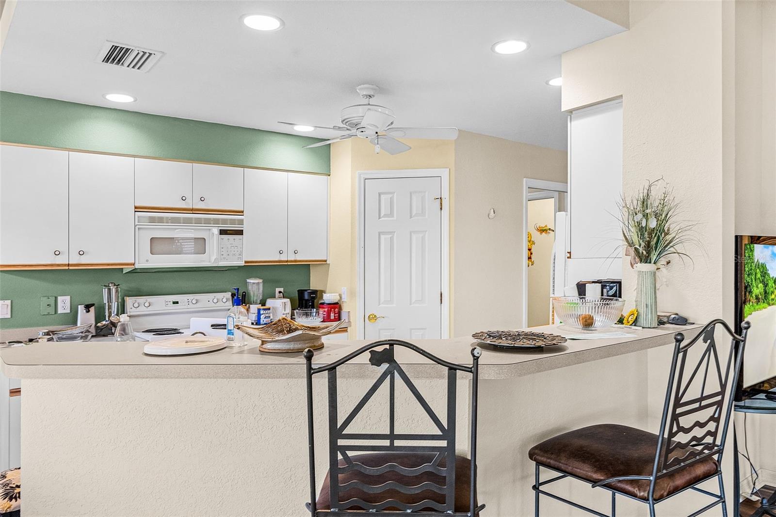 14008 WILLOW GLEN CT #210