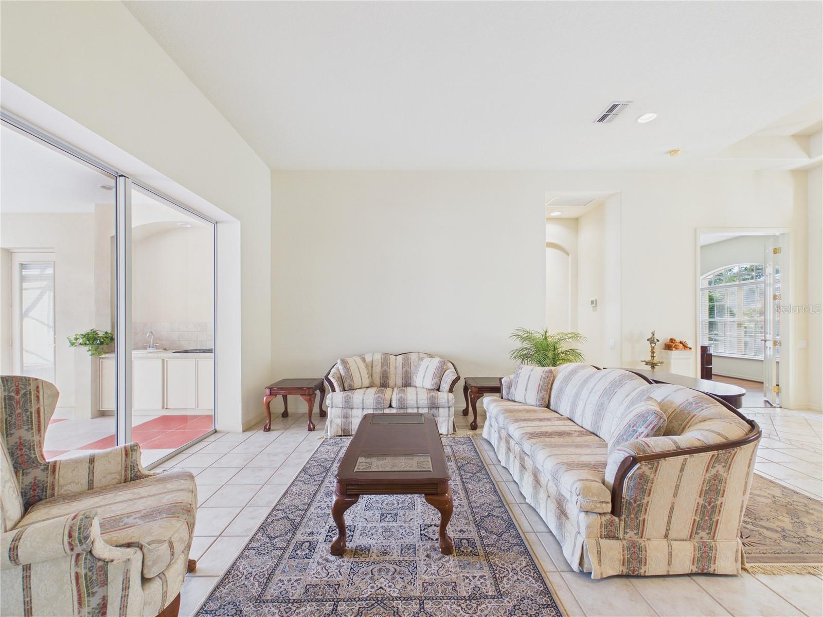 10207 ESTUARY DR