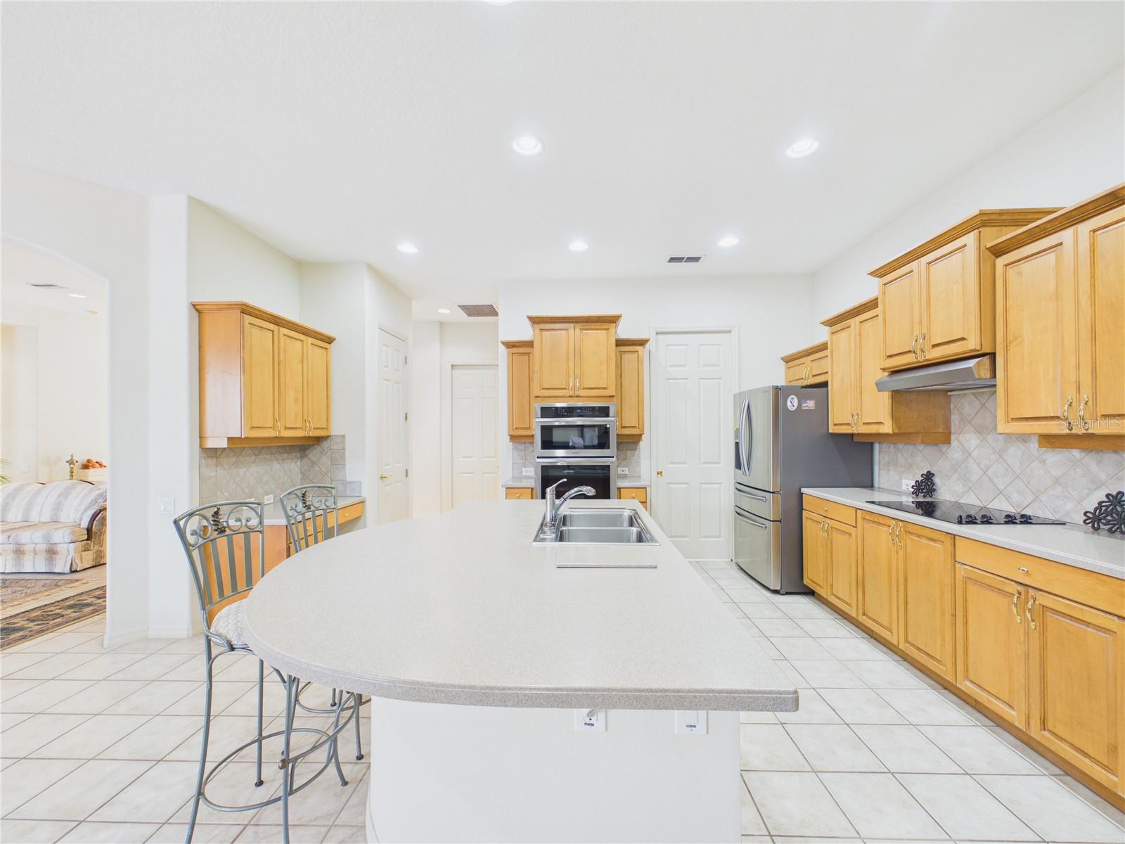 10207 ESTUARY DR