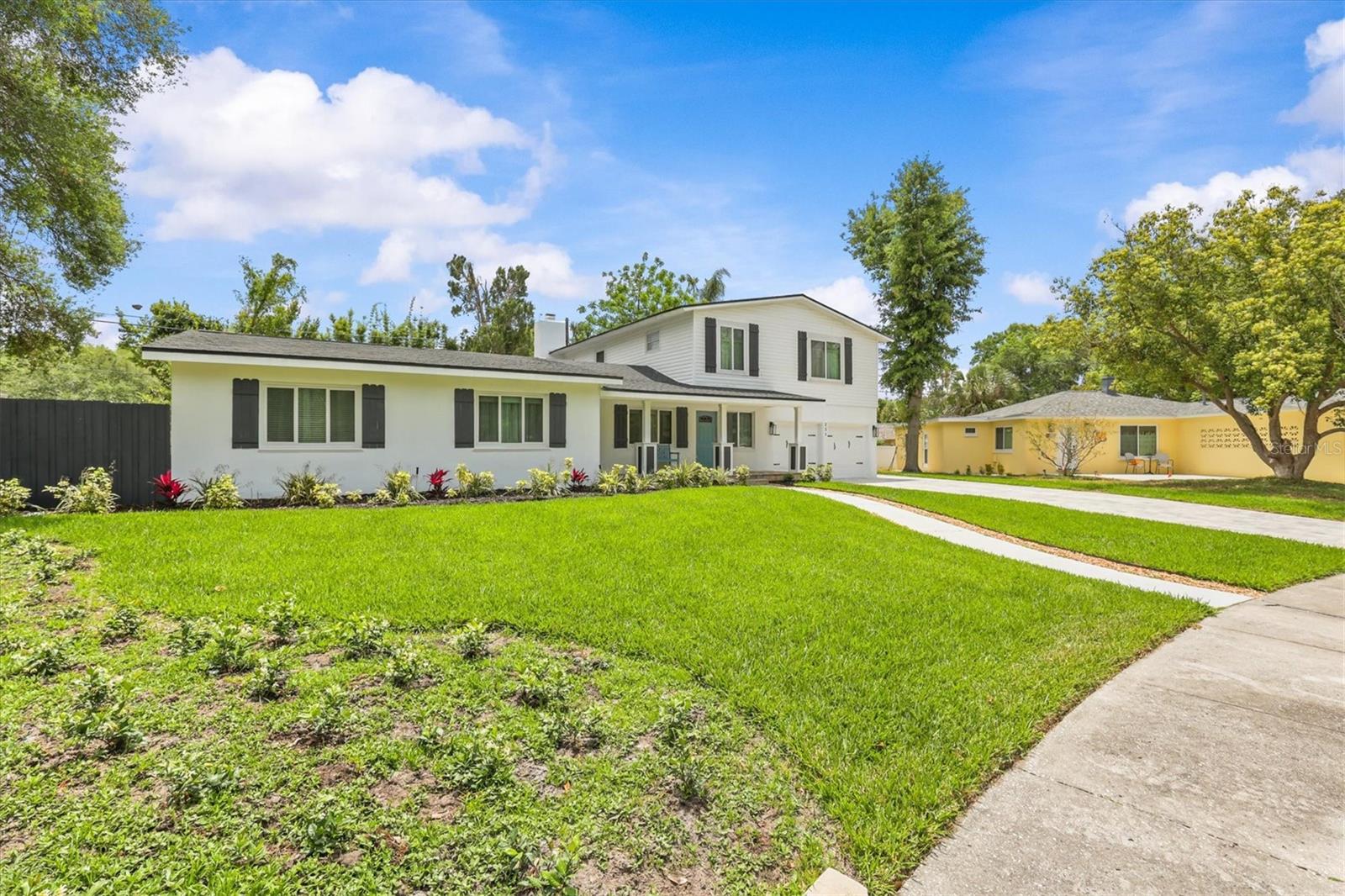 231 LIME CIR S