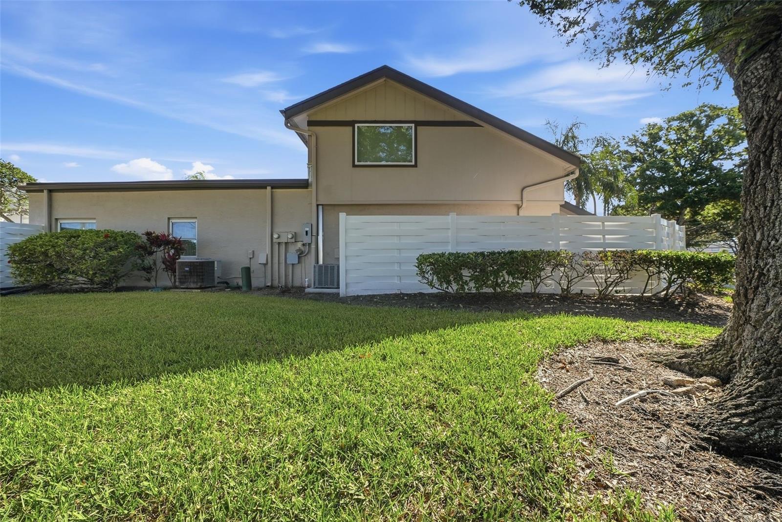 2600 BARKSDALE CT #55-C