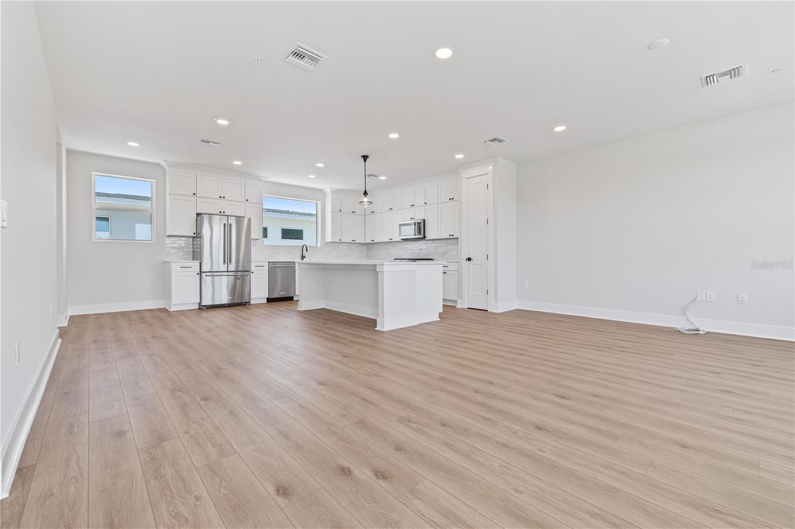 17 29TH ST N #Lot 8