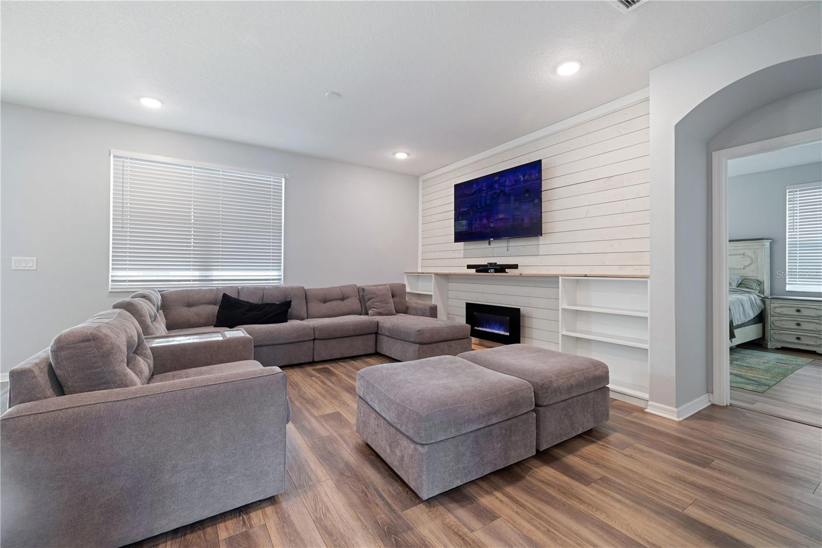 16720 MOONER PLANK CIR