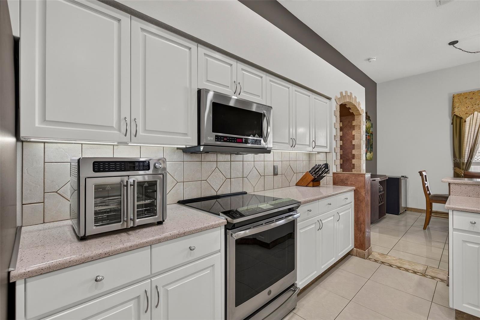 30524 LANESBOROUGH CIR