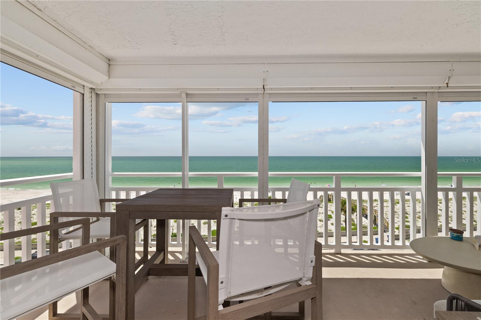 555 GULF WAY #6S