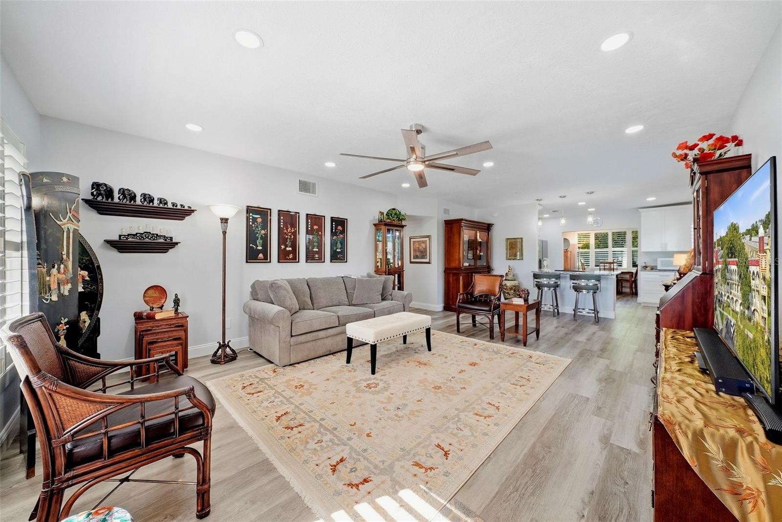 2430 FLORENTINE WAY #40