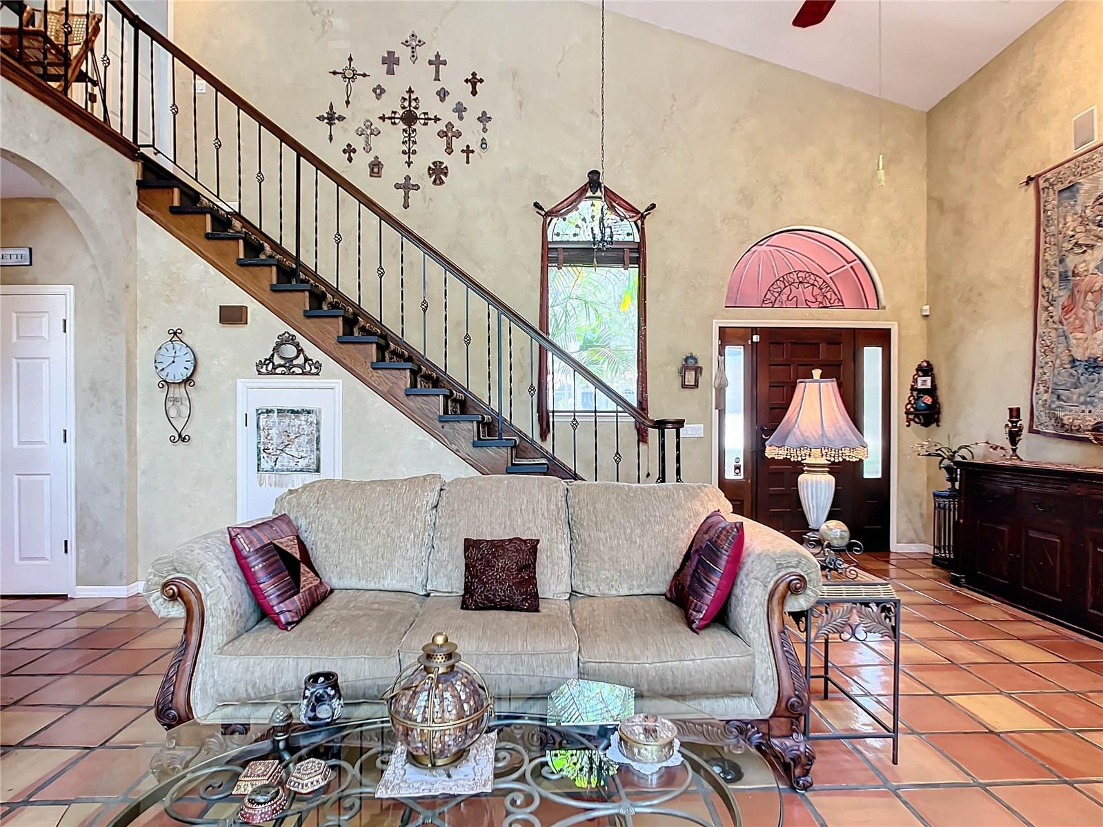 863 HARBOR HILL DR