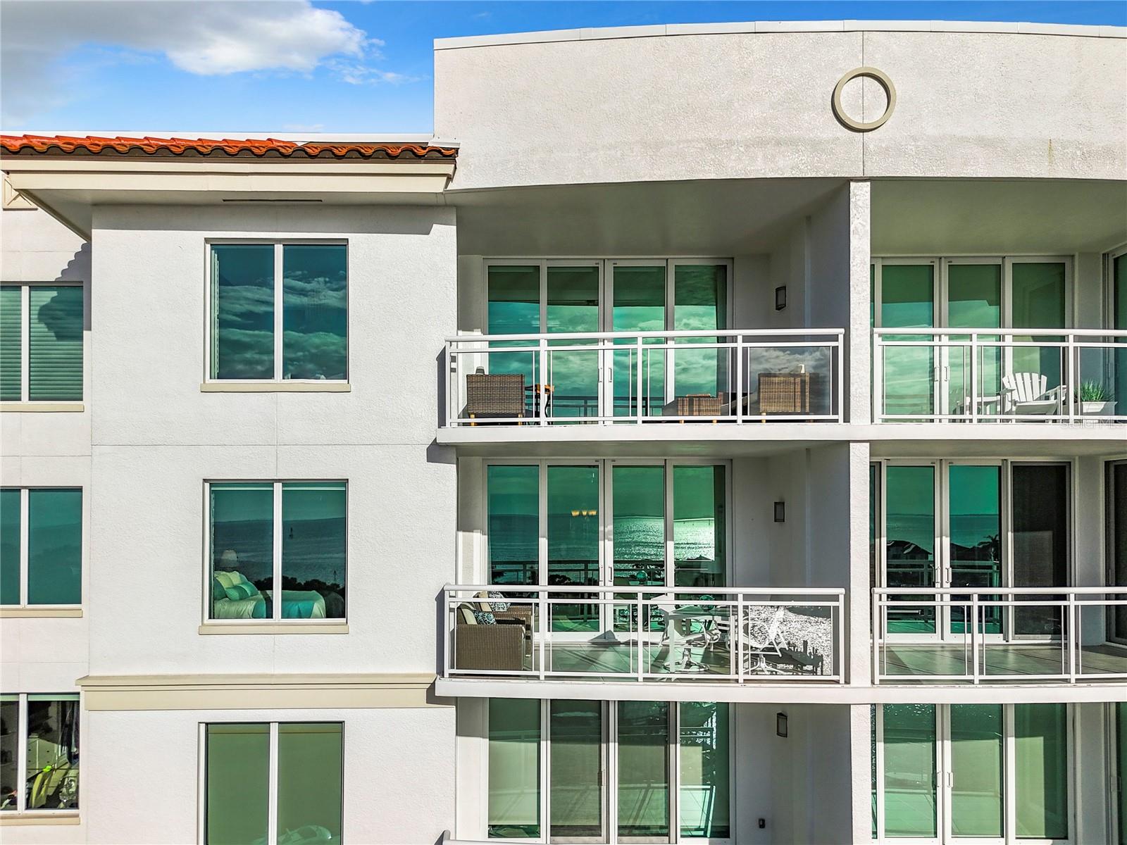 1325 SNELL ISLE BLVD NE #802