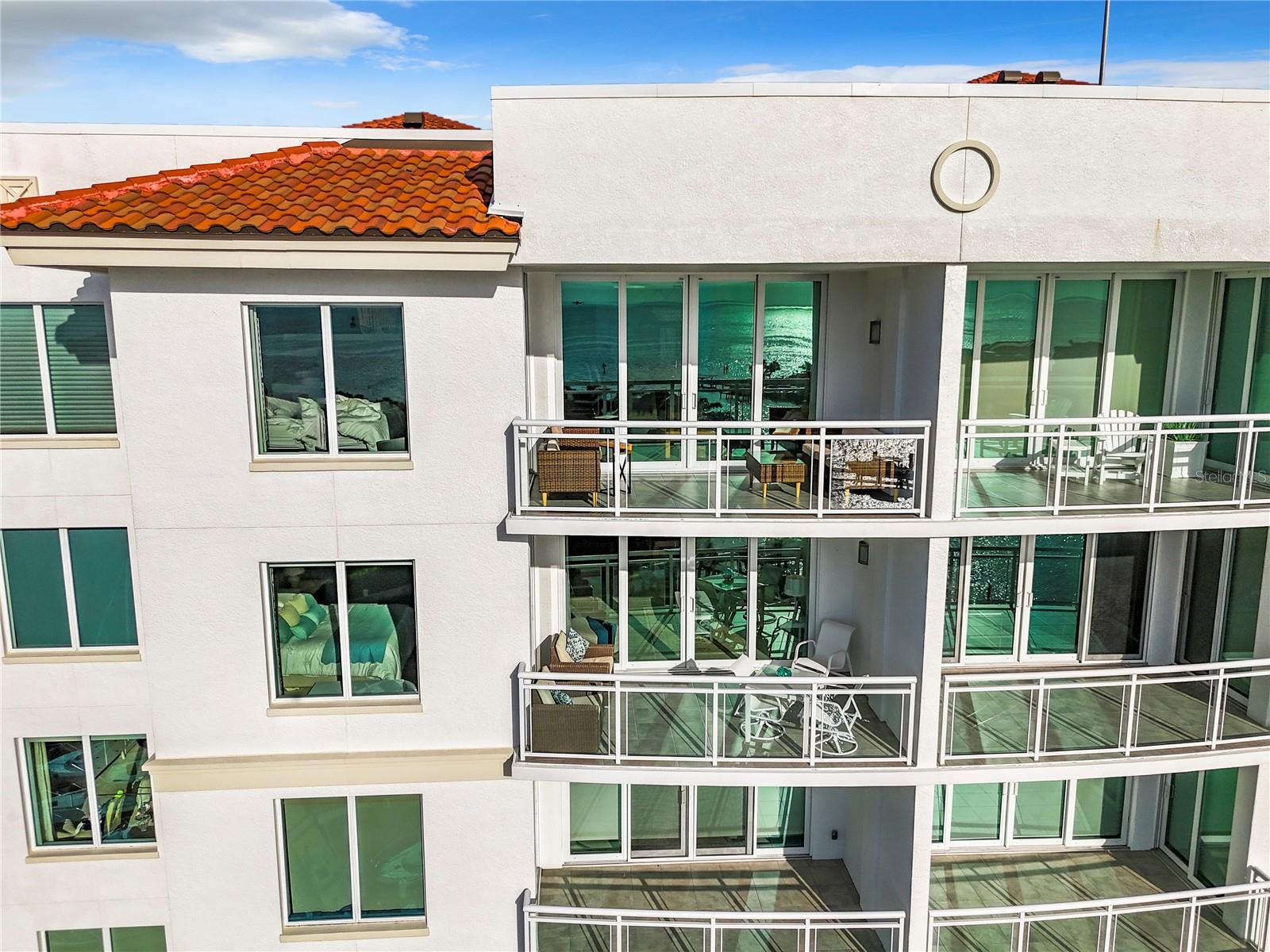 1325 SNELL ISLE BLVD NE #802