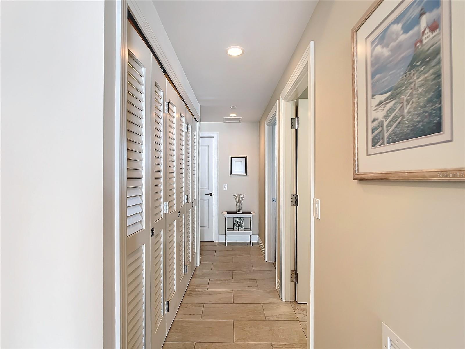 1325 SNELL ISLE BLVD NE #802