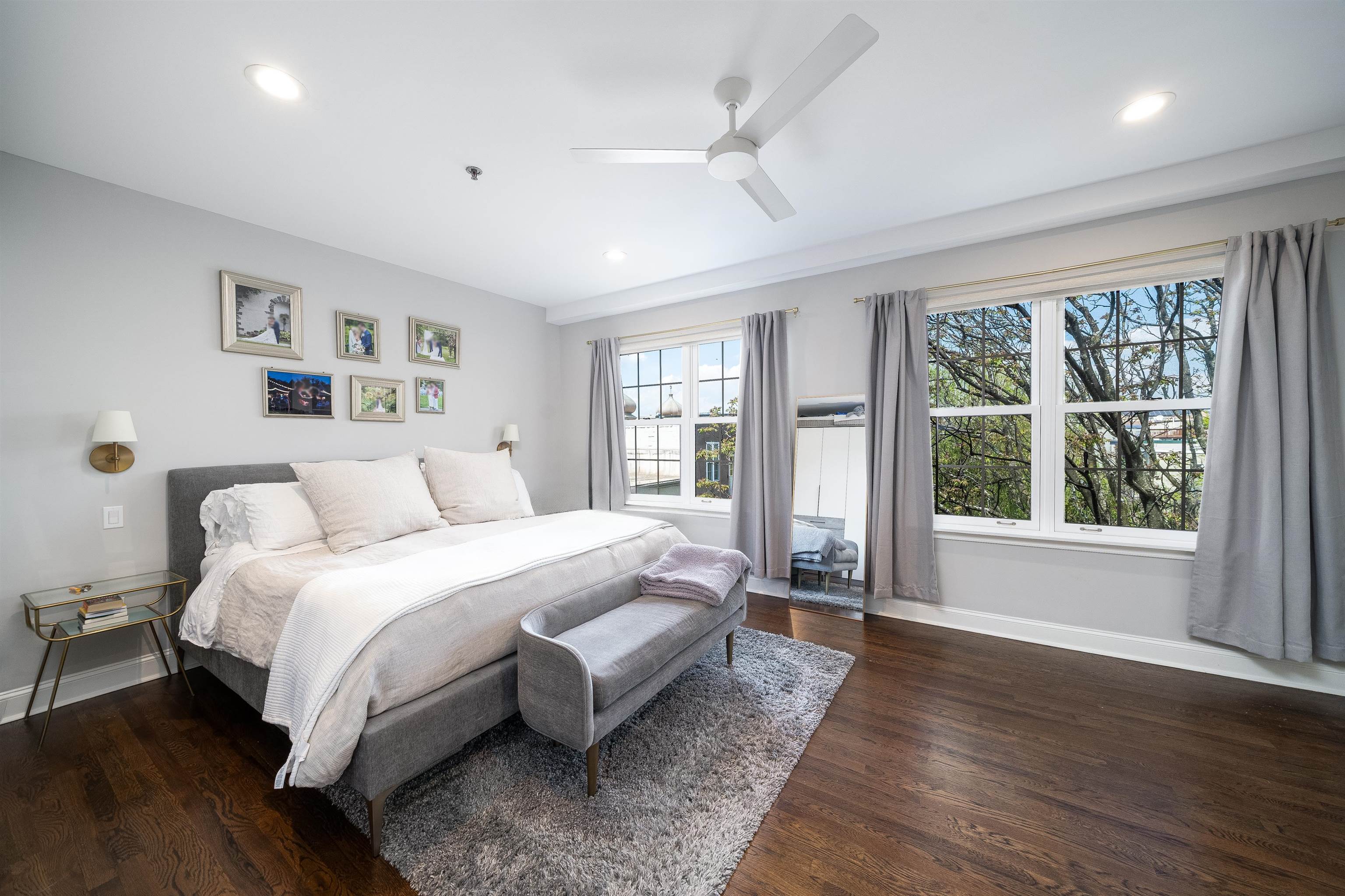 101 PARK AVE Unit: PHN
