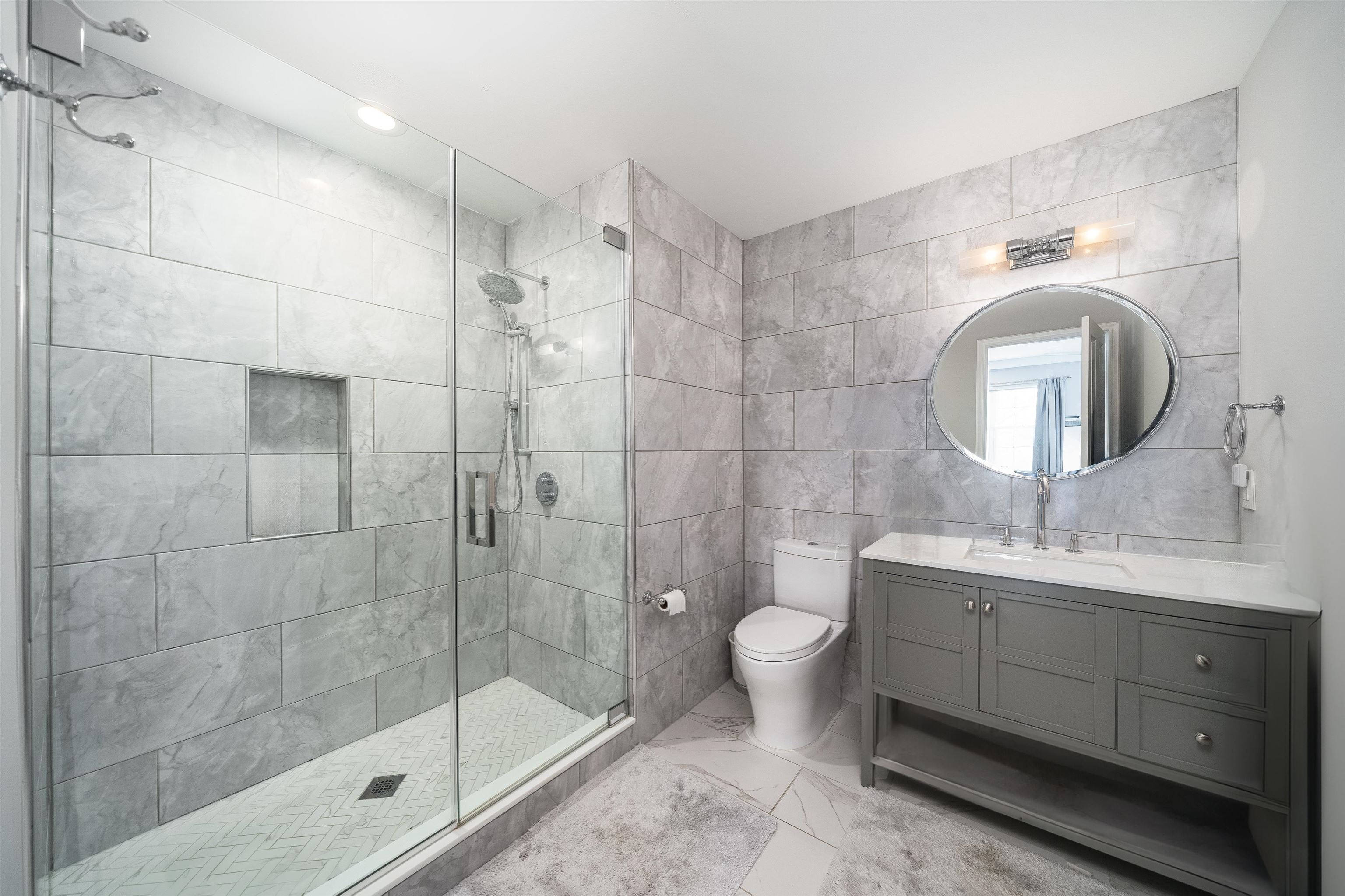 101 PARK AVE Unit: PHN