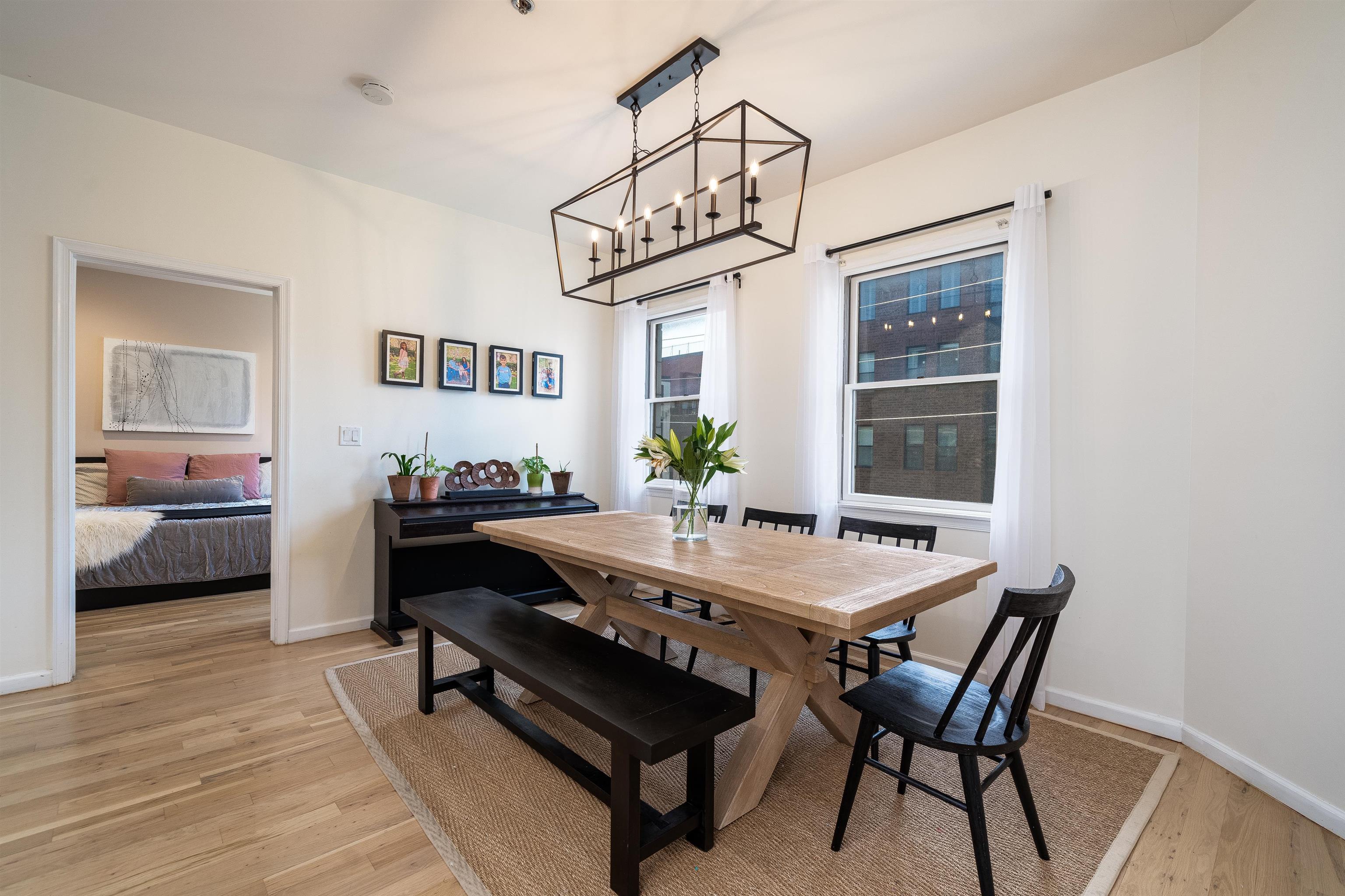 109 JACKSON ST Unit: 4C