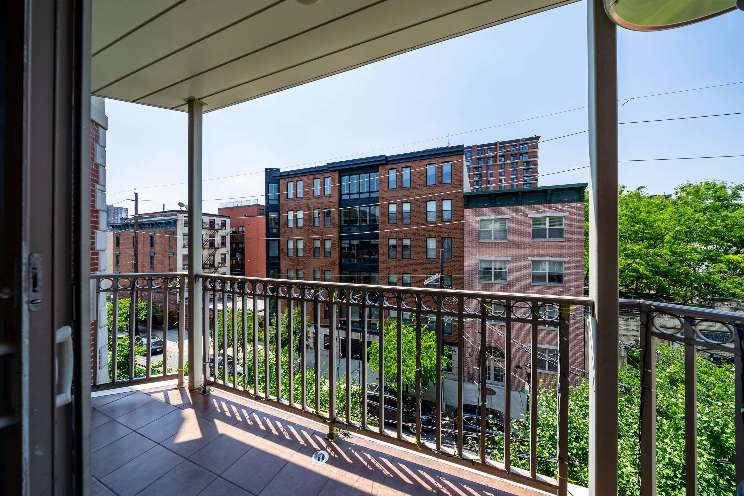 109 JACKSON ST Unit: 4C