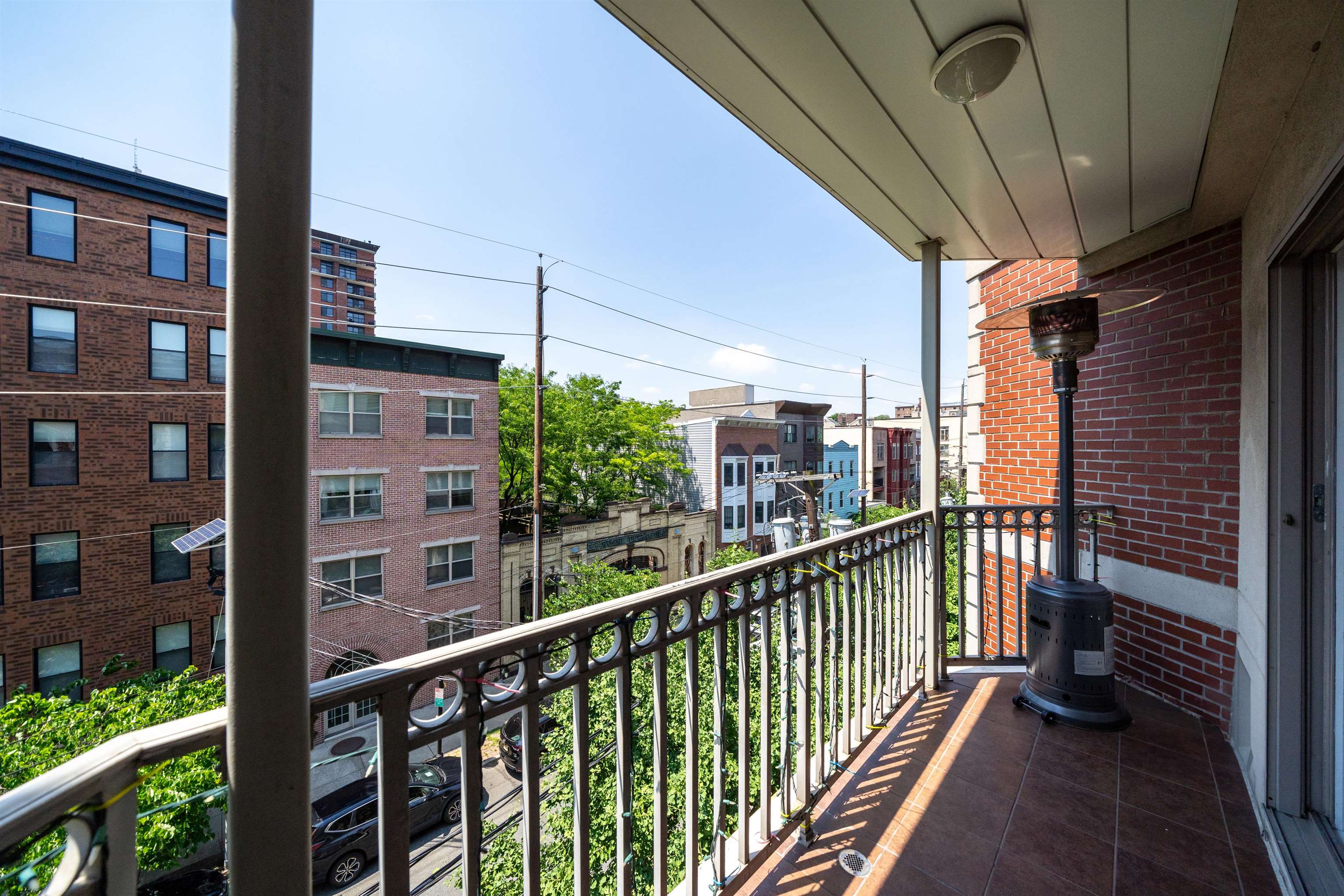 109 JACKSON ST Unit: 4C