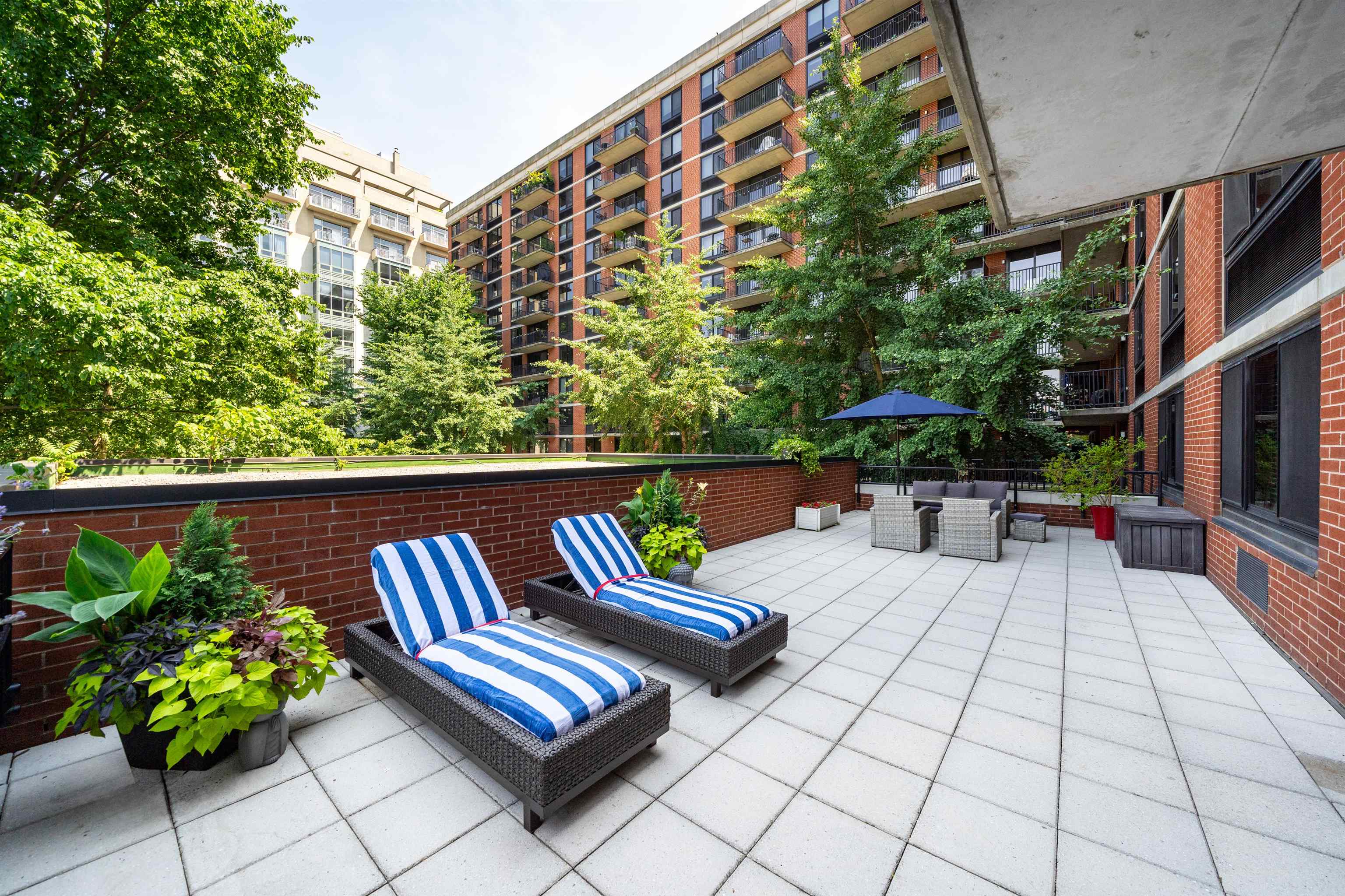 700 GROVE ST Unit: 3B