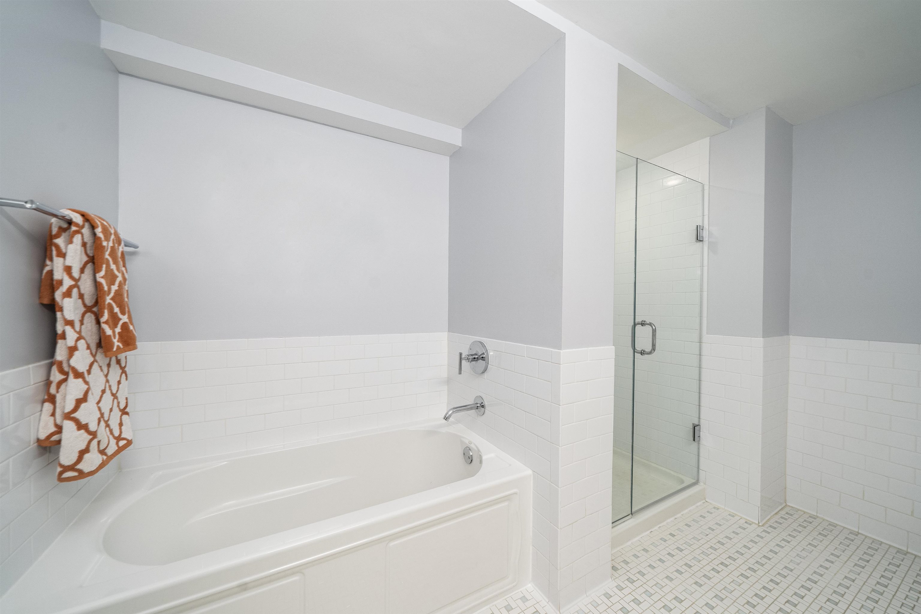 700 GROVE ST Unit: 3B