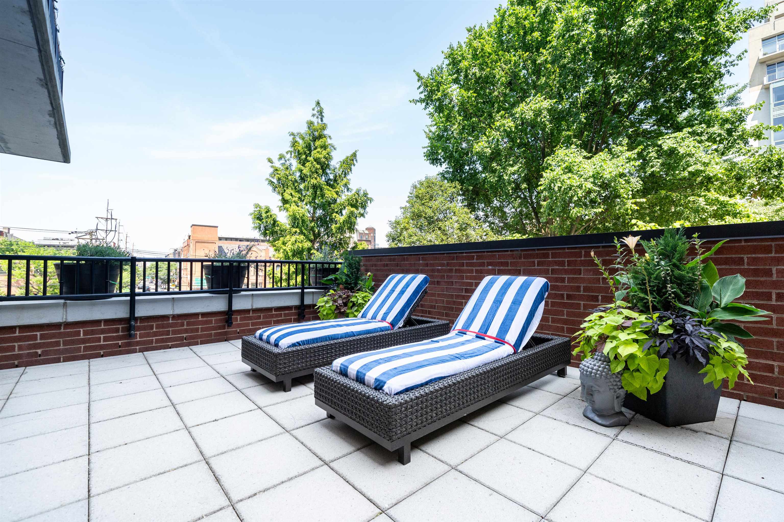 700 GROVE ST Unit: 3B