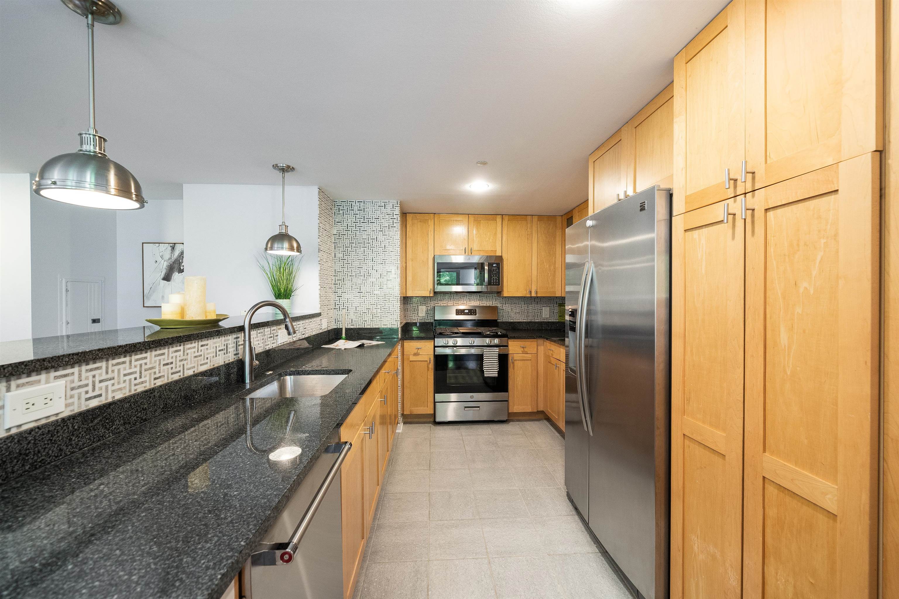 700 GROVE ST Unit: 3B