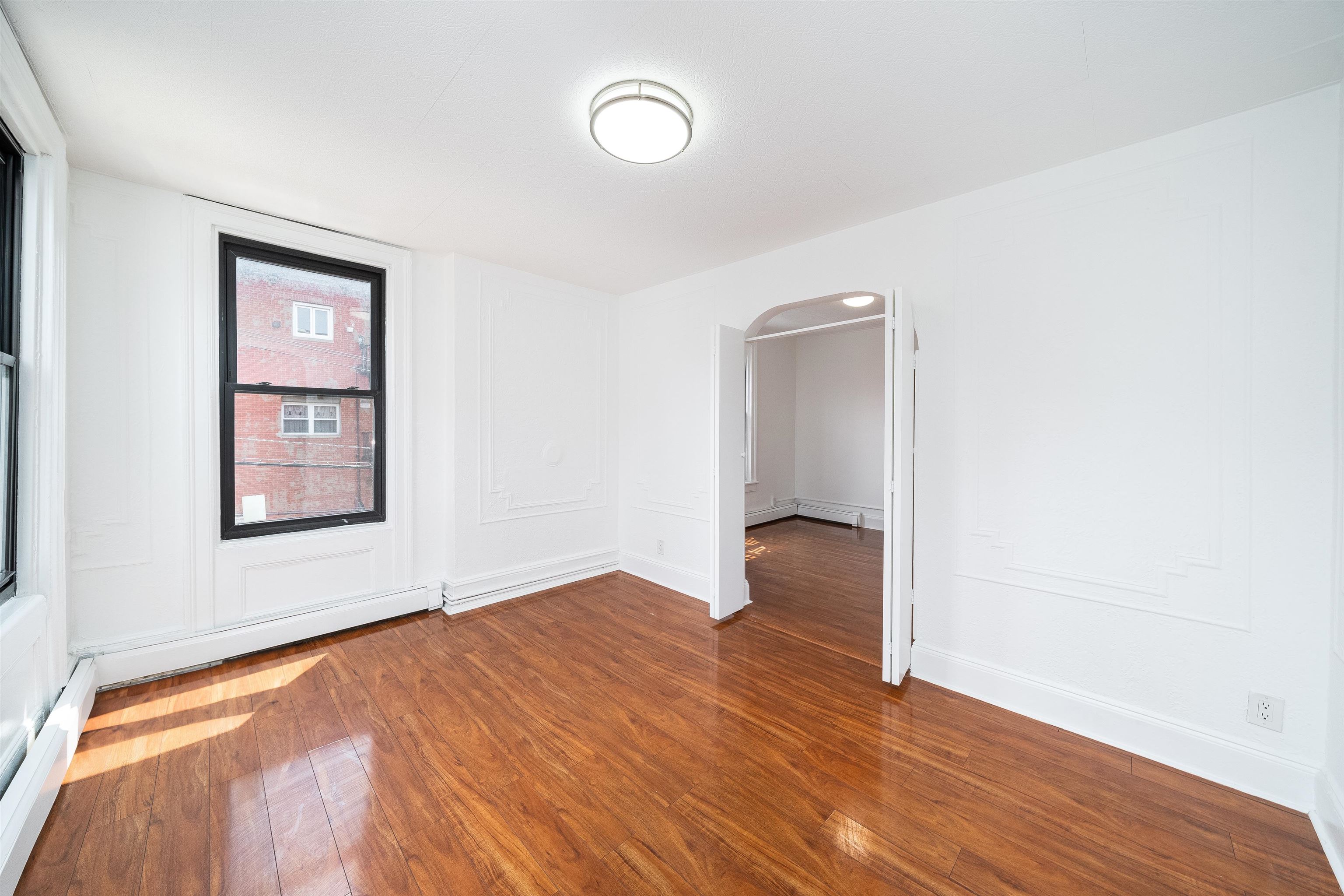 601 WILLOW AVE Unit: 3R