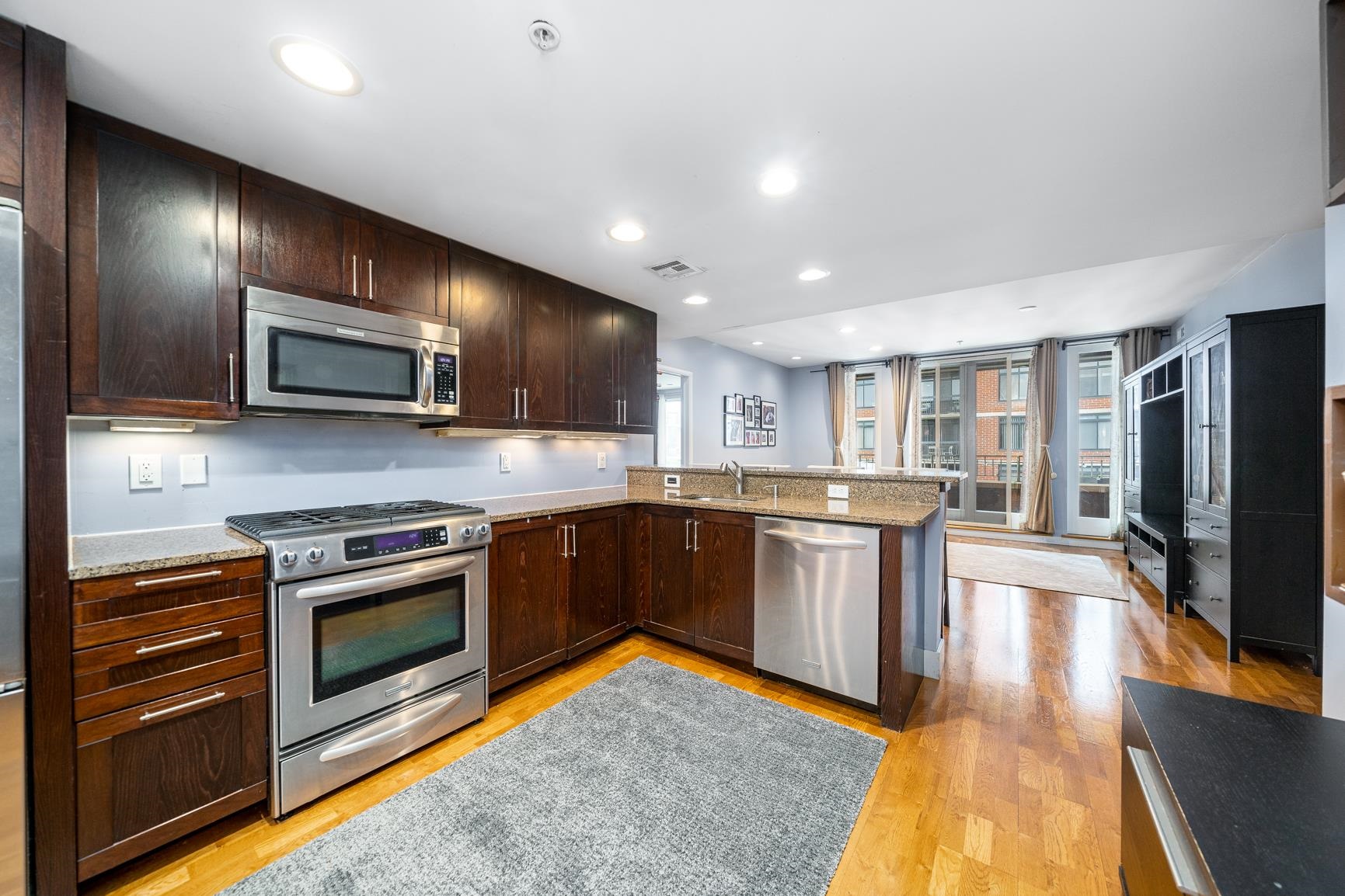 109 HARRISON ST Unit: 500