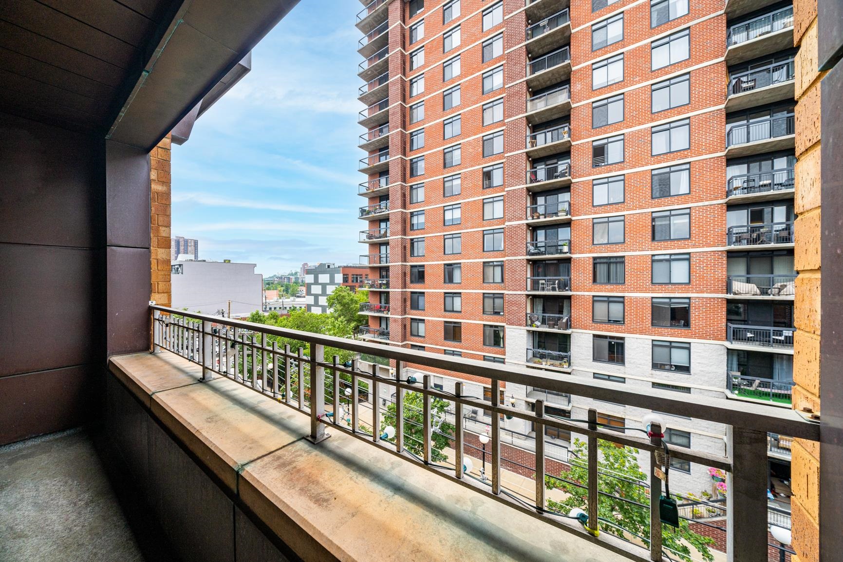 109 HARRISON ST Unit: 500