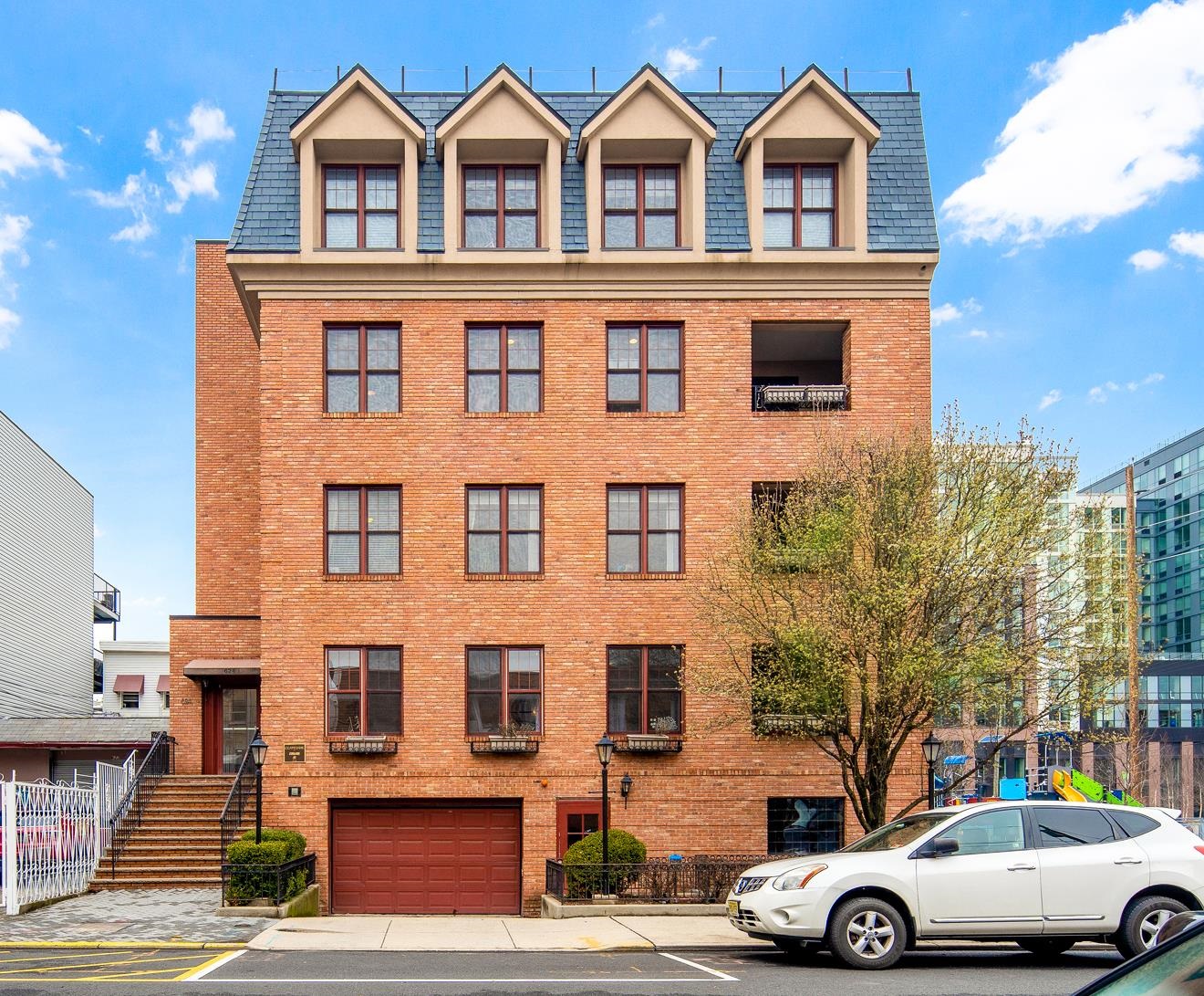 624 MONROE ST Unit: 3B