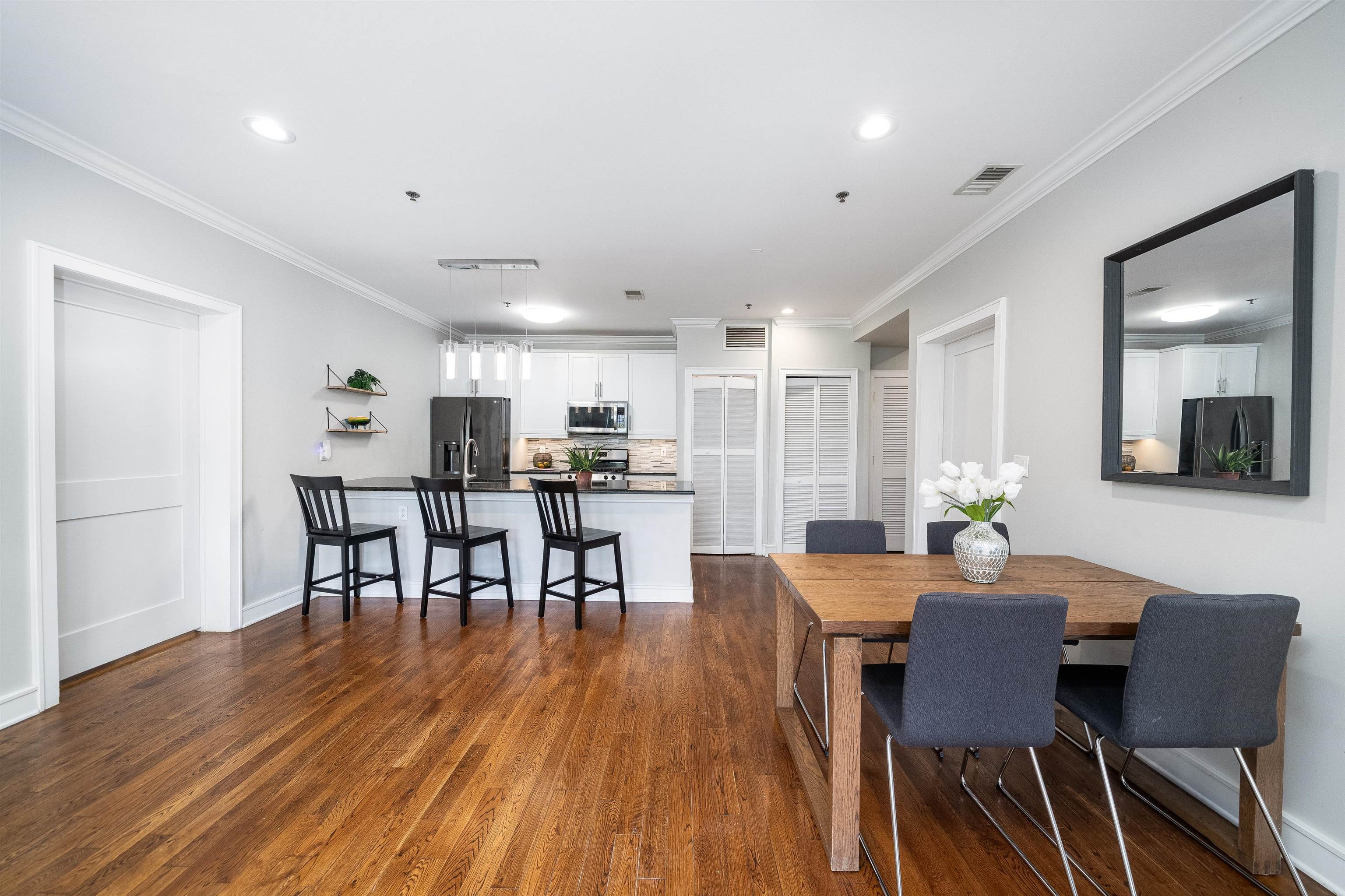 624 MONROE ST Unit: 3B