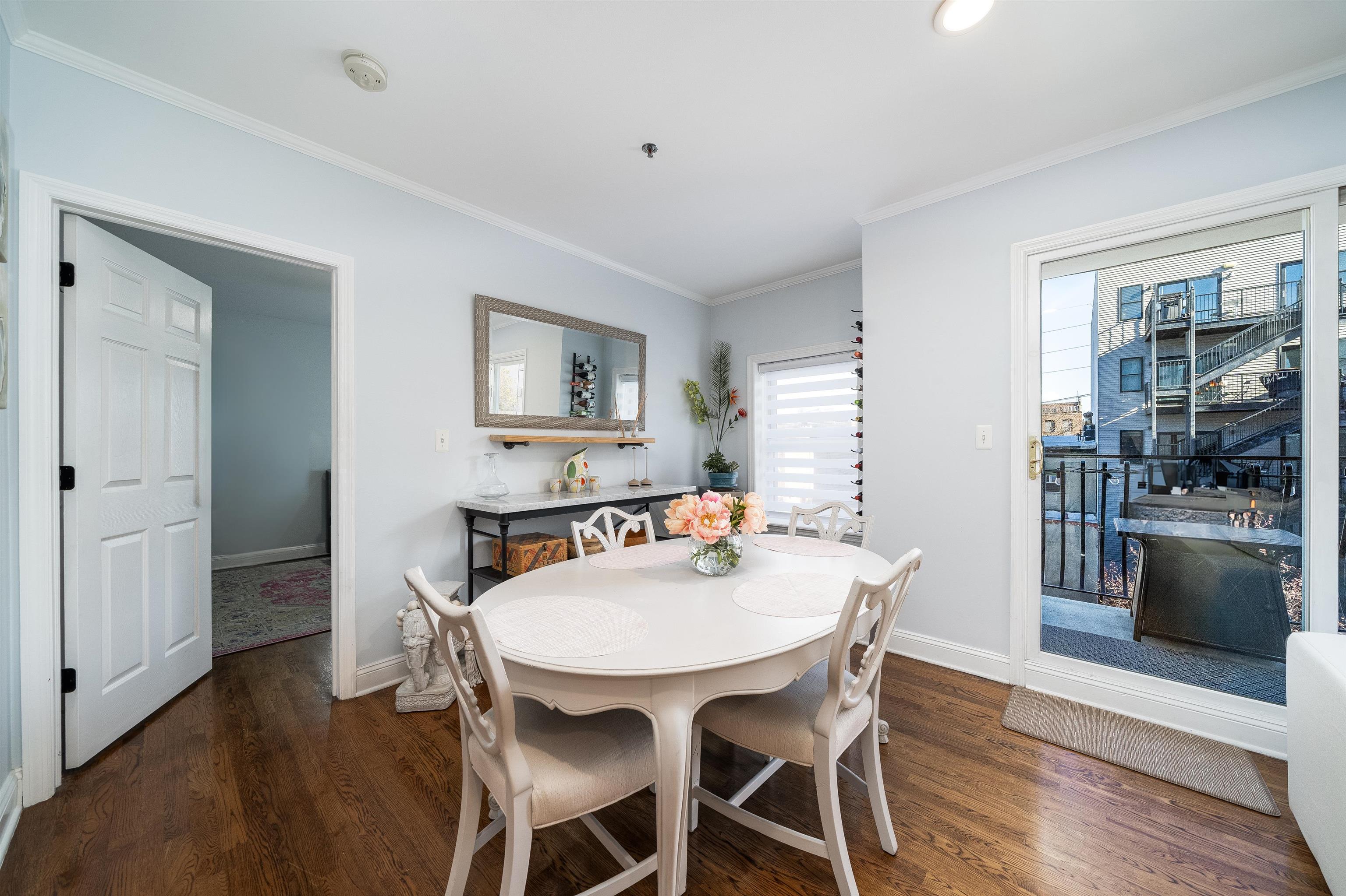 621 MONROE ST Unit: 4B