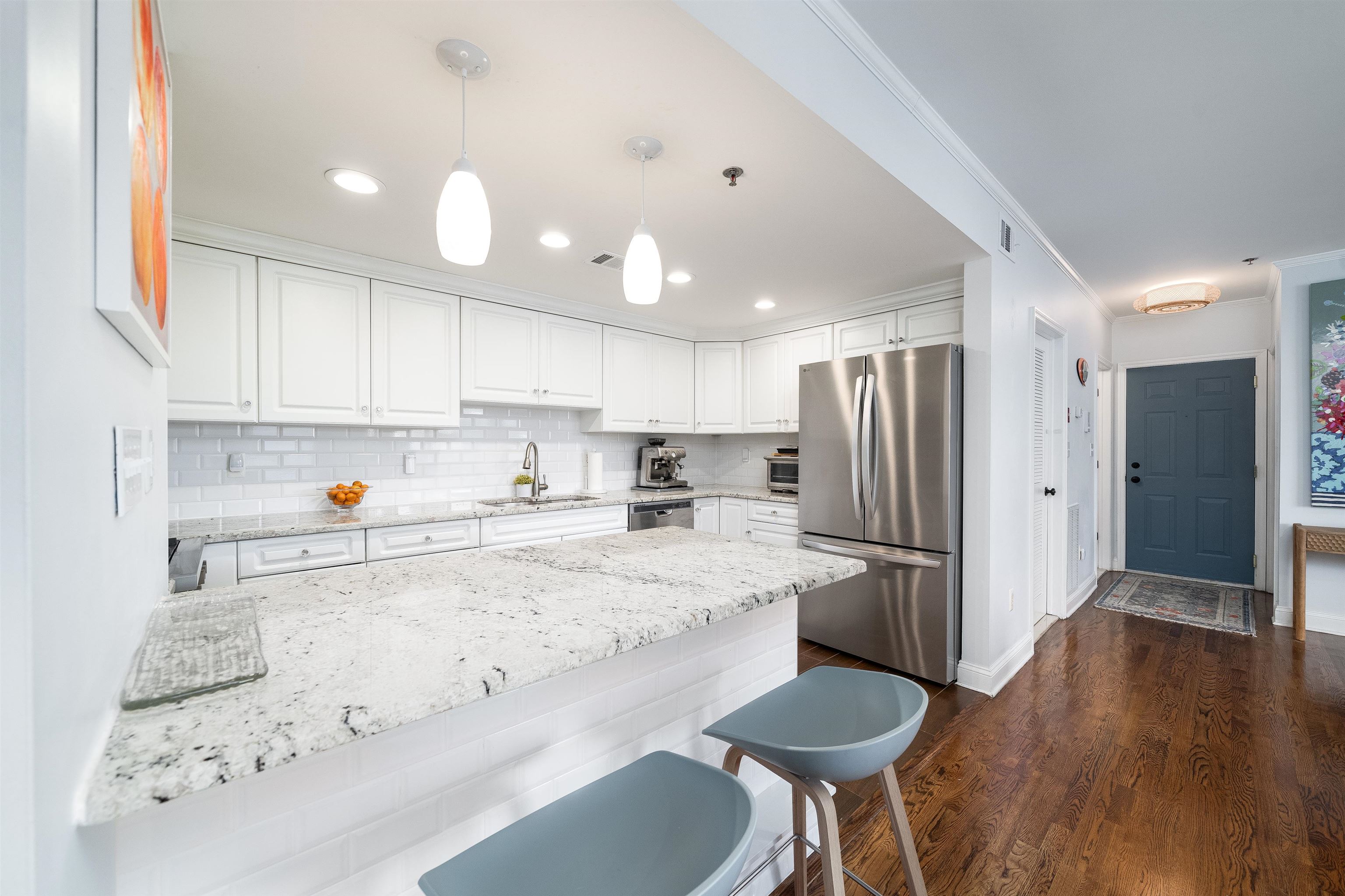 621 MONROE ST Unit: 4B