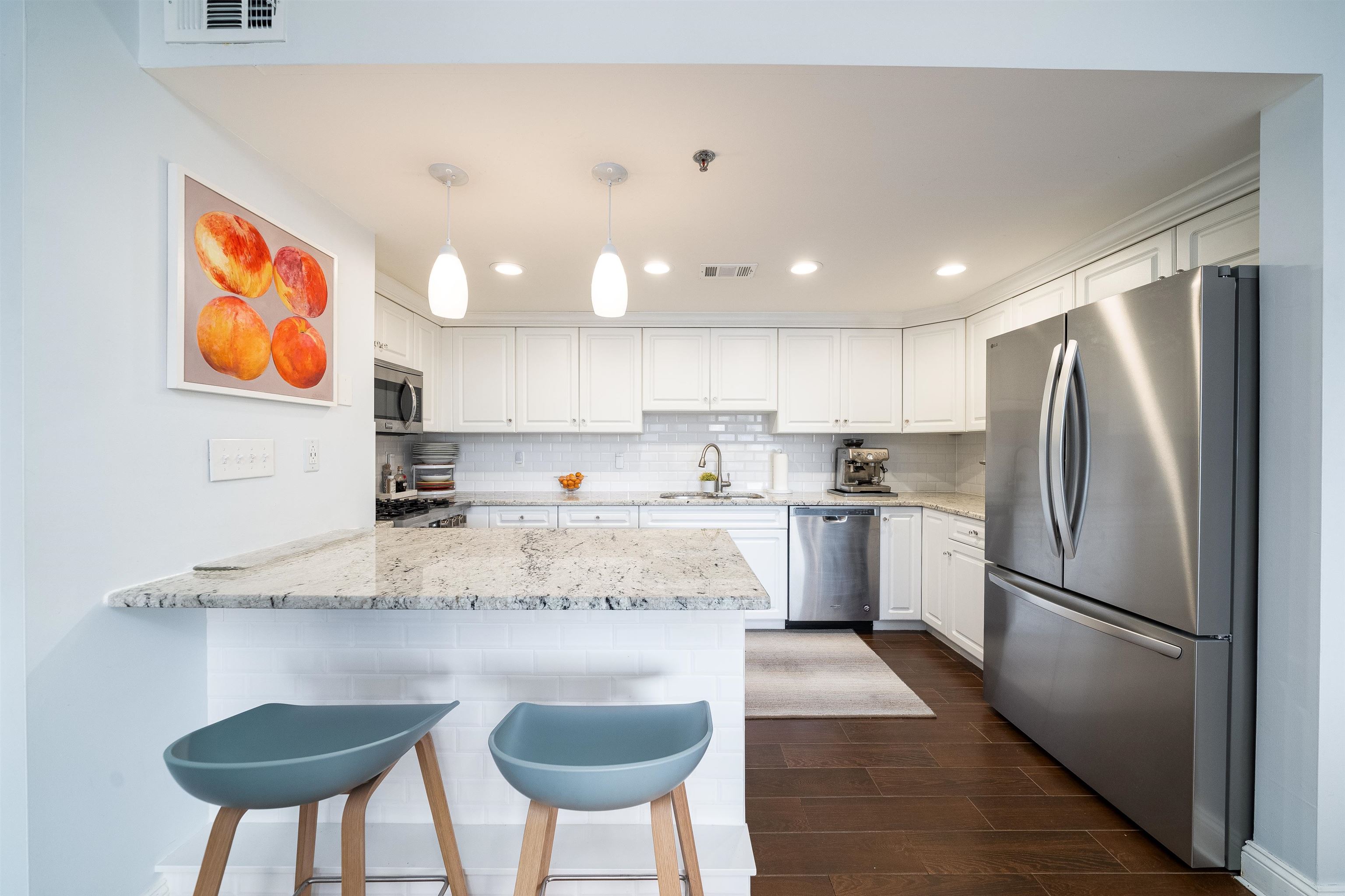 621 MONROE ST Unit: 4B