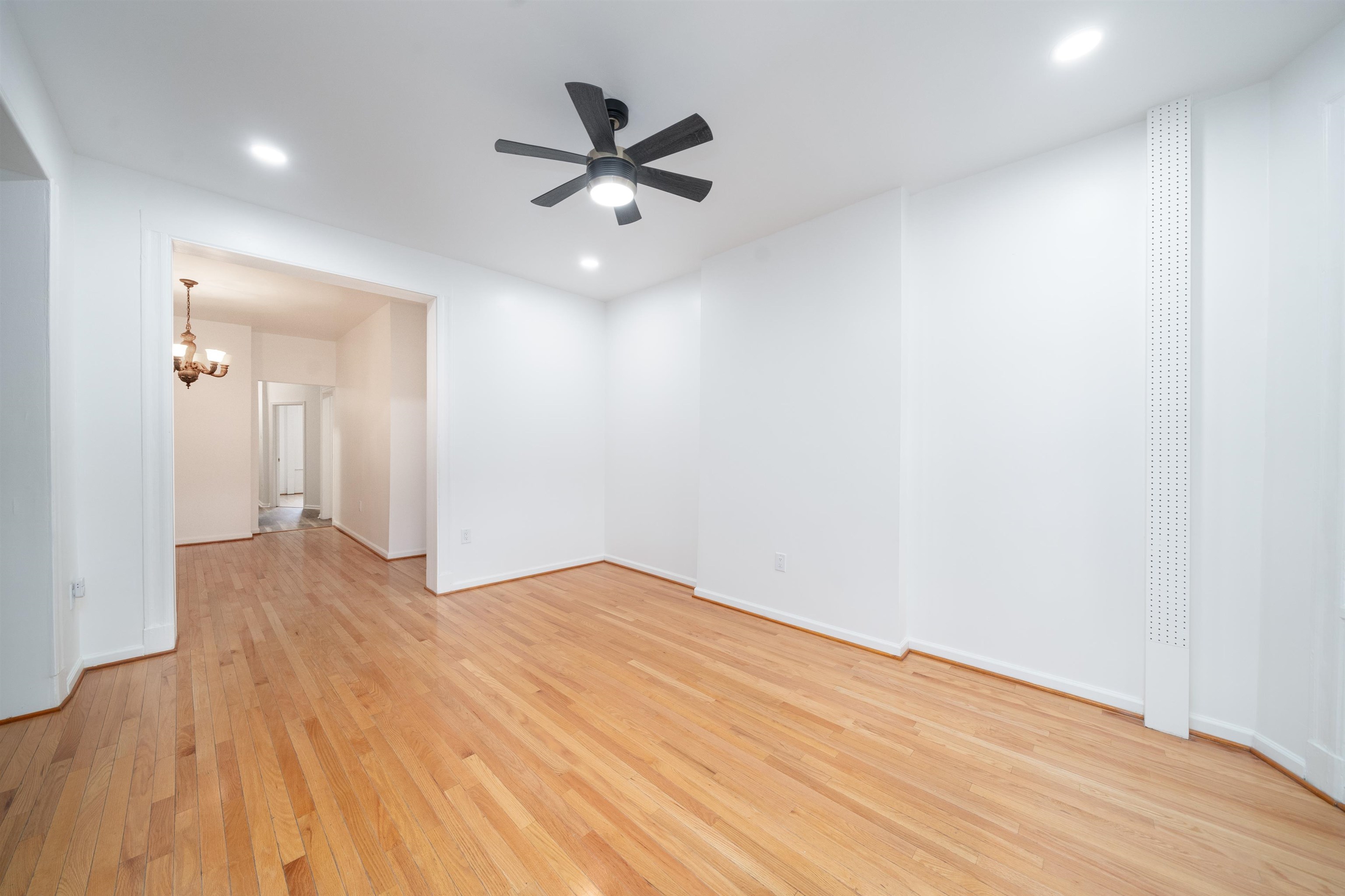 345 OGDEN AVE Unit: FIRST FLOOR