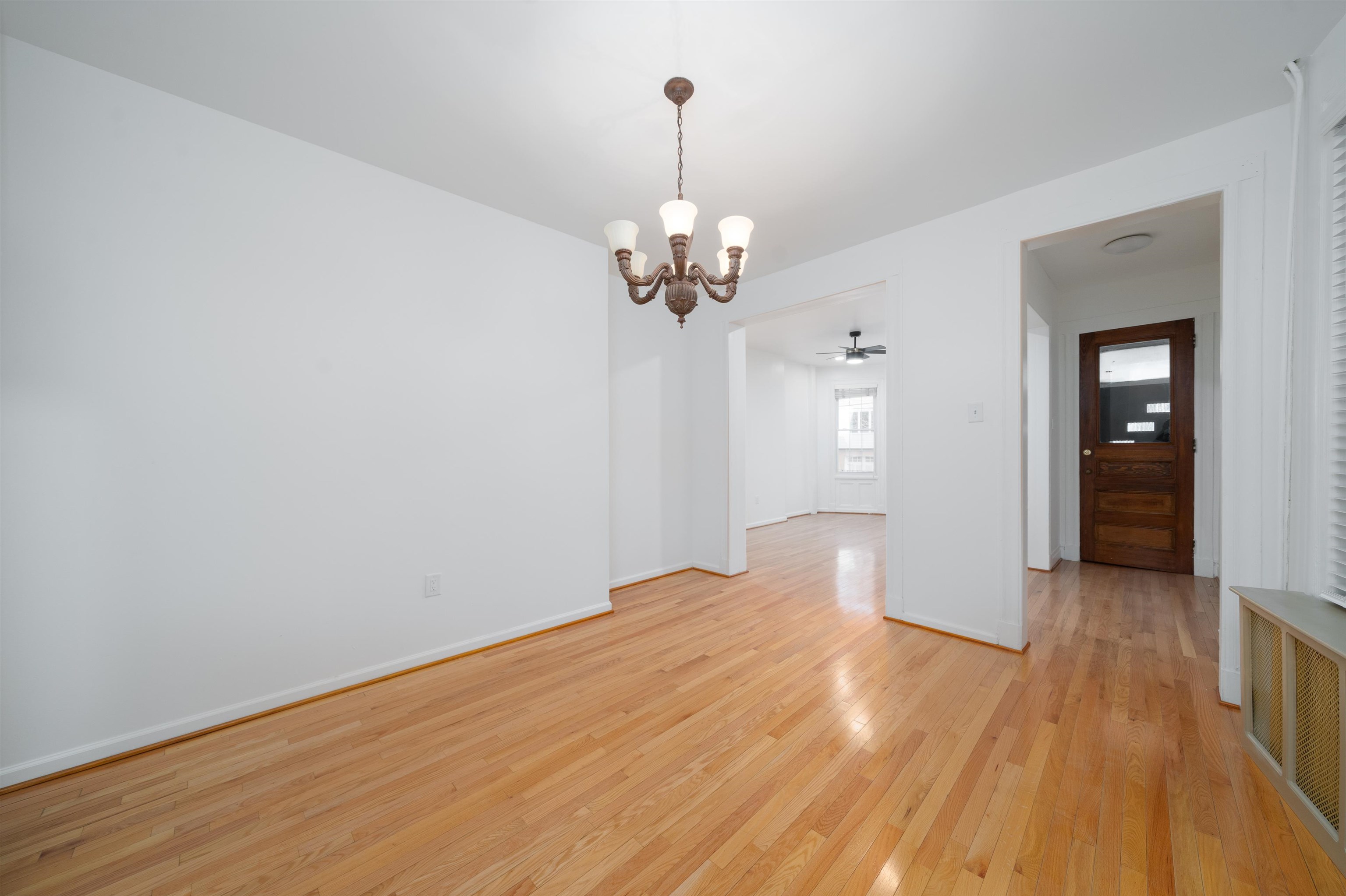 345 OGDEN AVE Unit: FIRST FLOOR