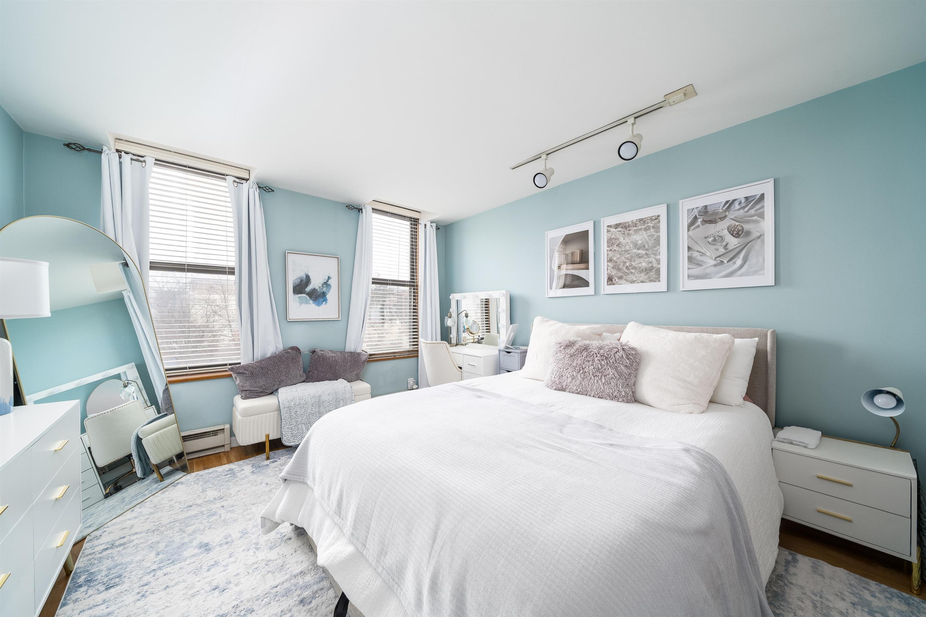 132 ADAMS ST Unit: 4
