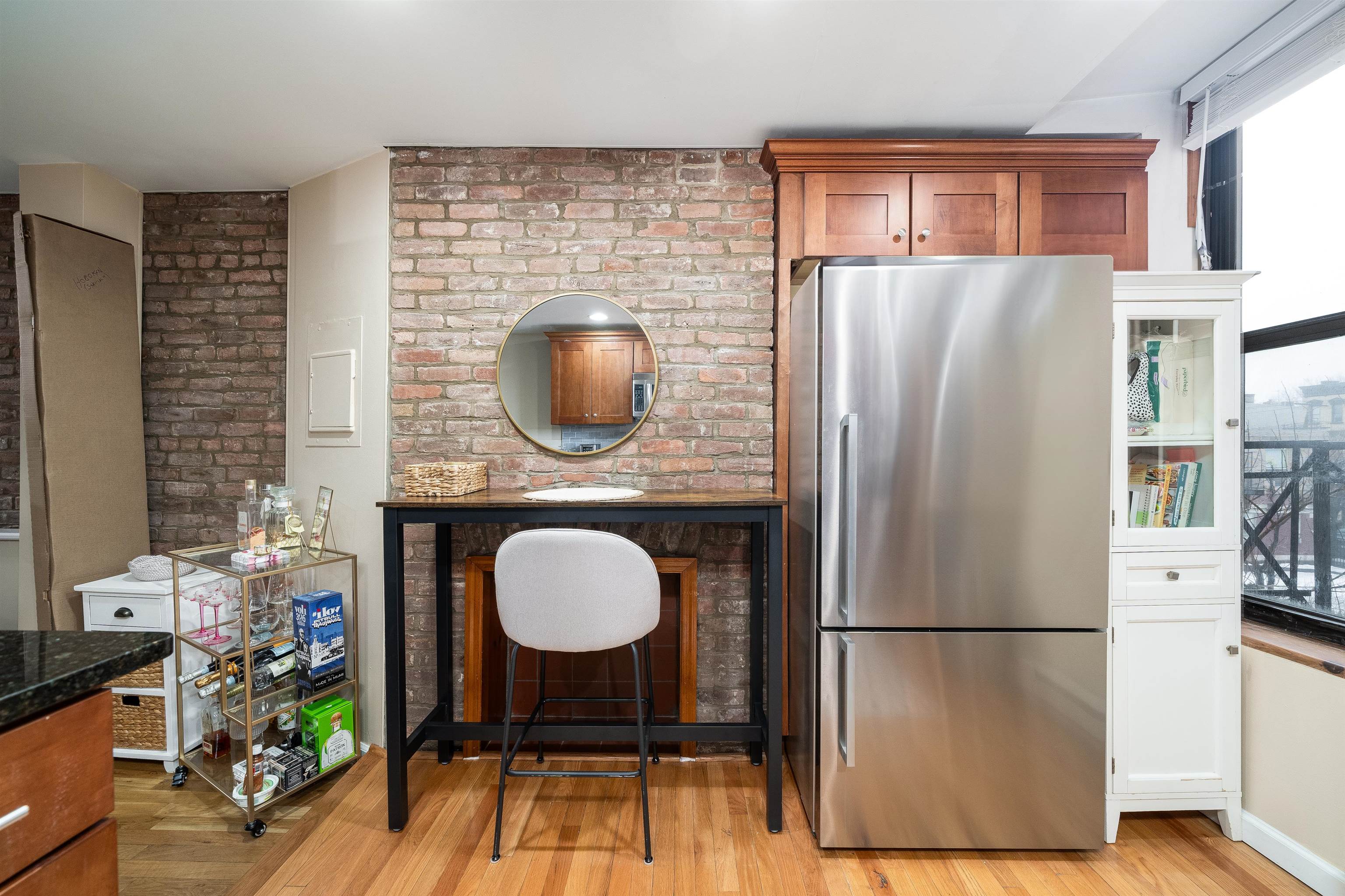 132 ADAMS ST Unit: 4