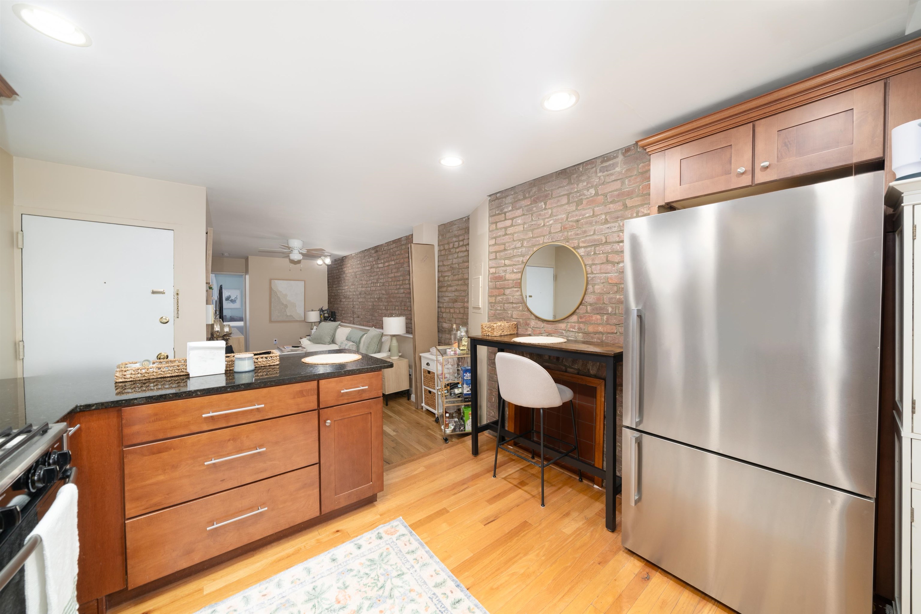 132 ADAMS ST Unit: 4