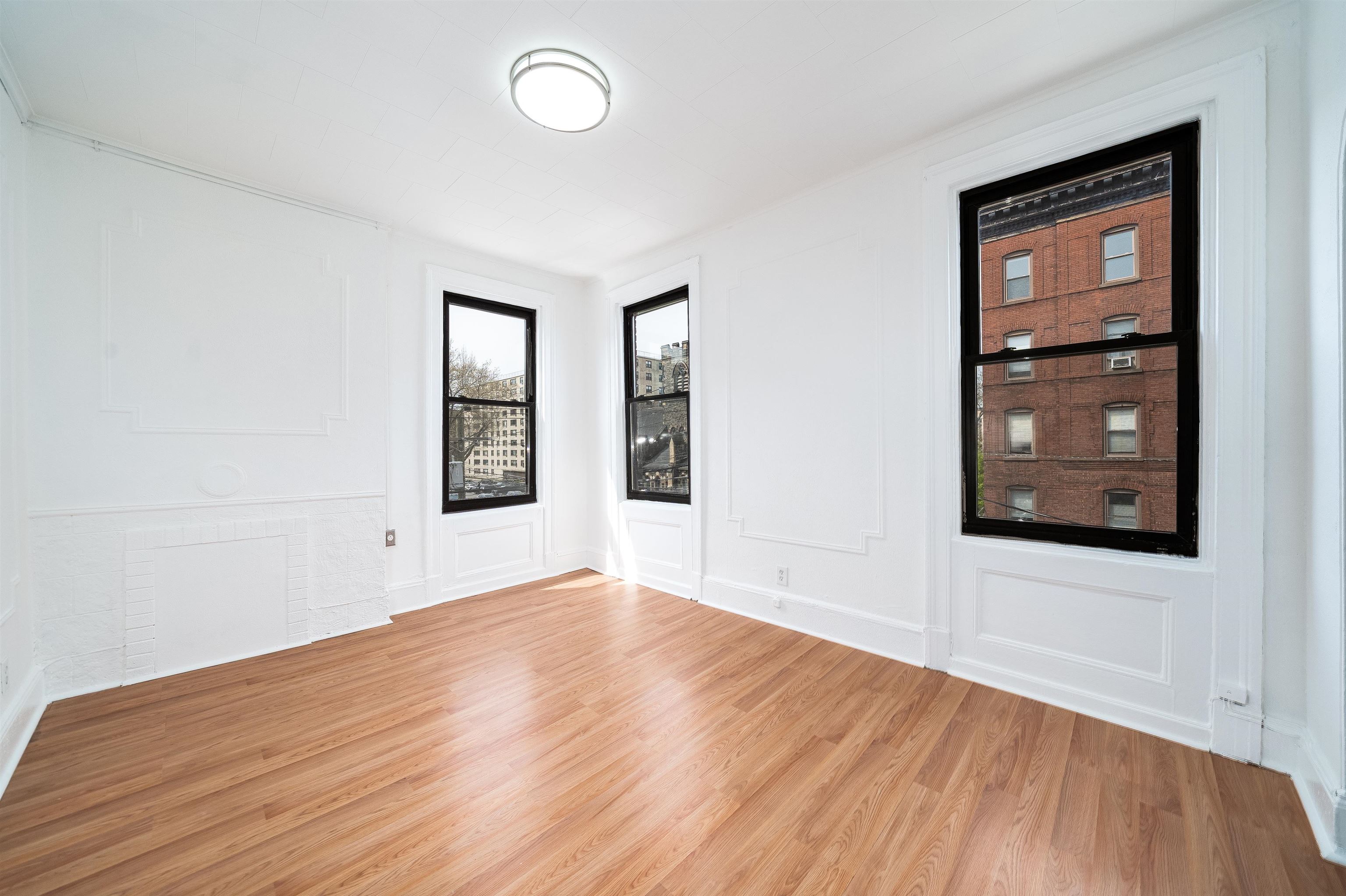 601 WILLOW AVE Unit: 3F