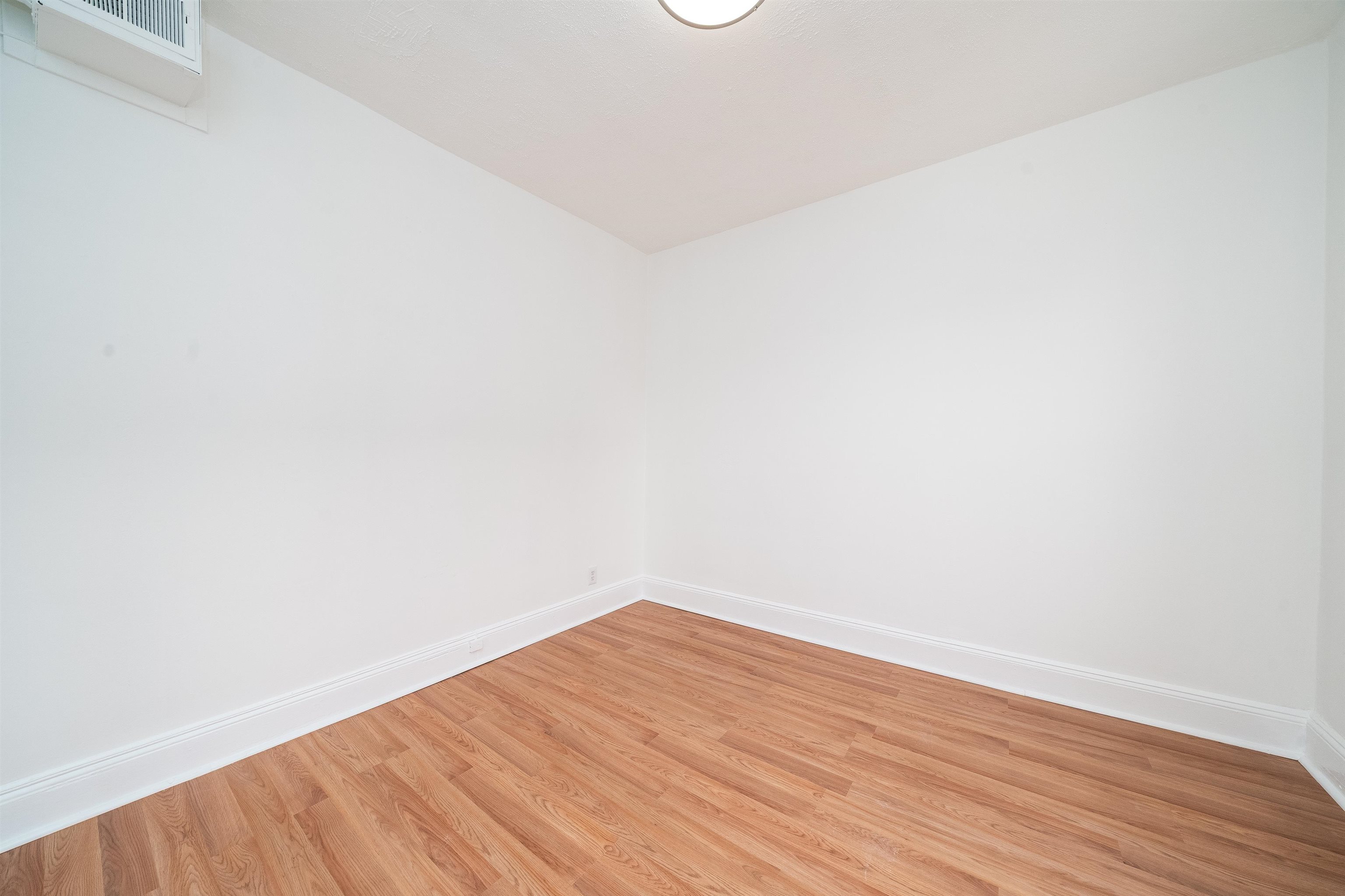 601 WILLOW AVE Unit: 3F