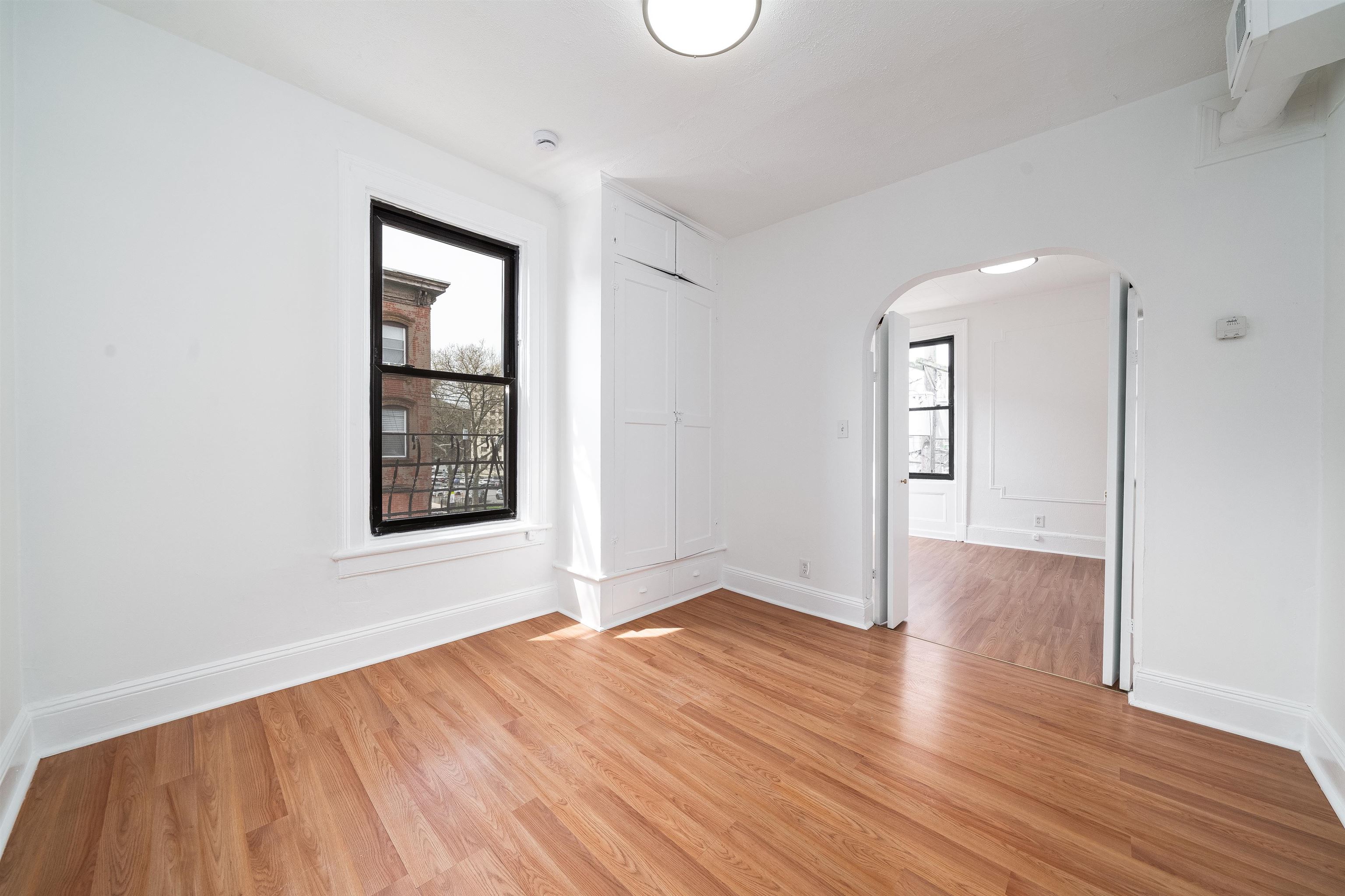 601 WILLOW AVE Unit: 3F