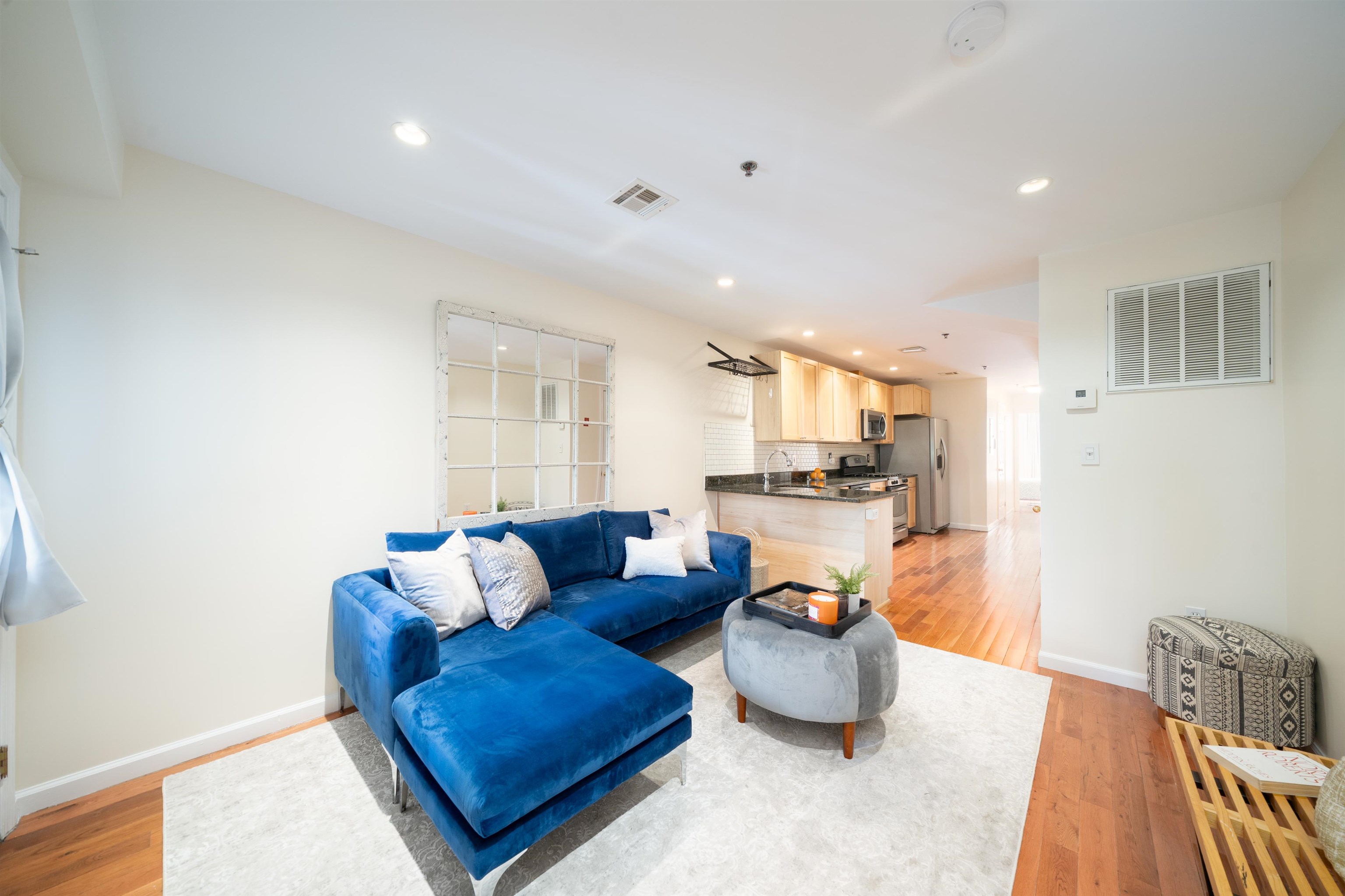 221 CLINTON ST Unit: 3R