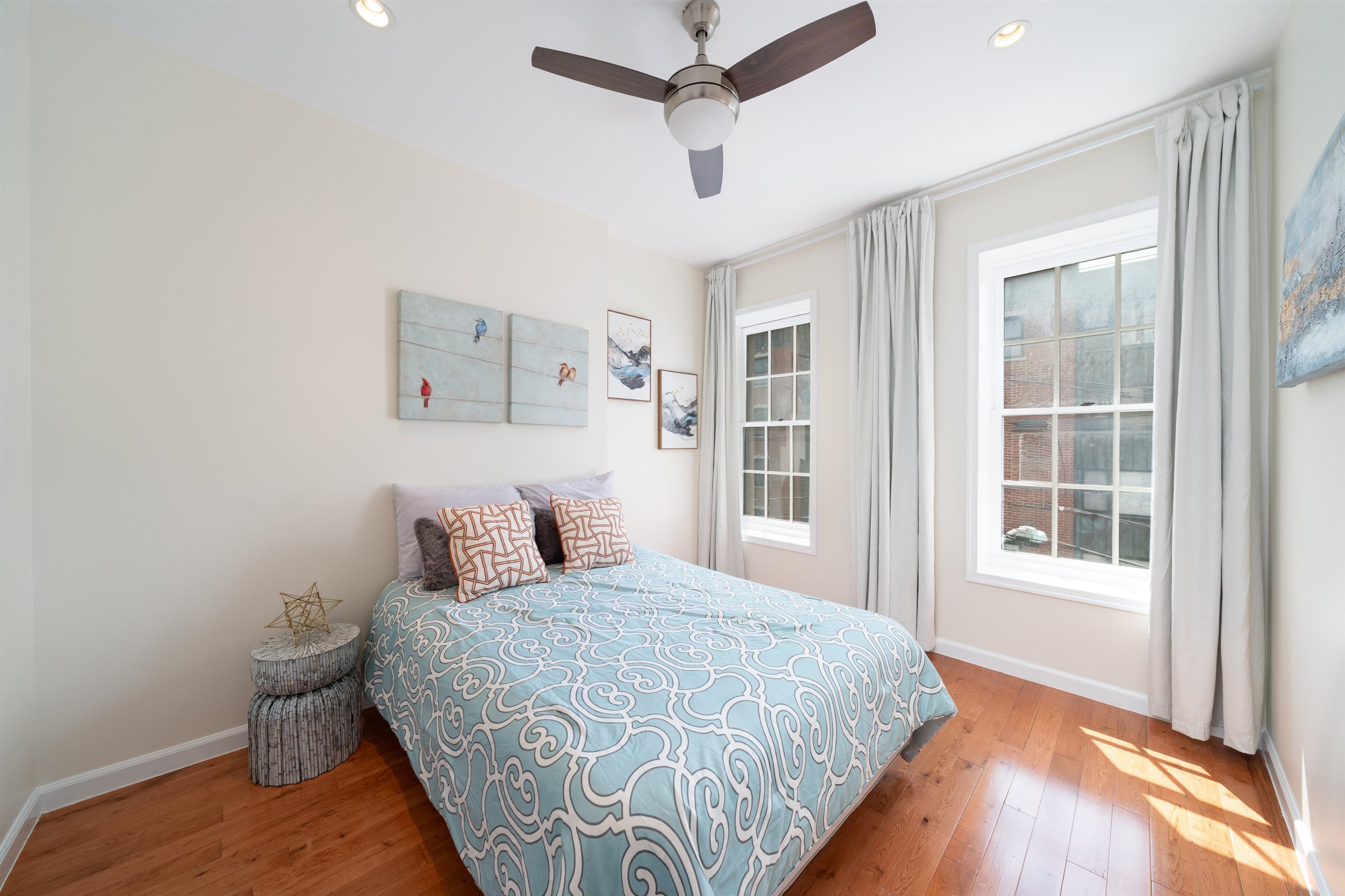 221 CLINTON ST Unit: 3R