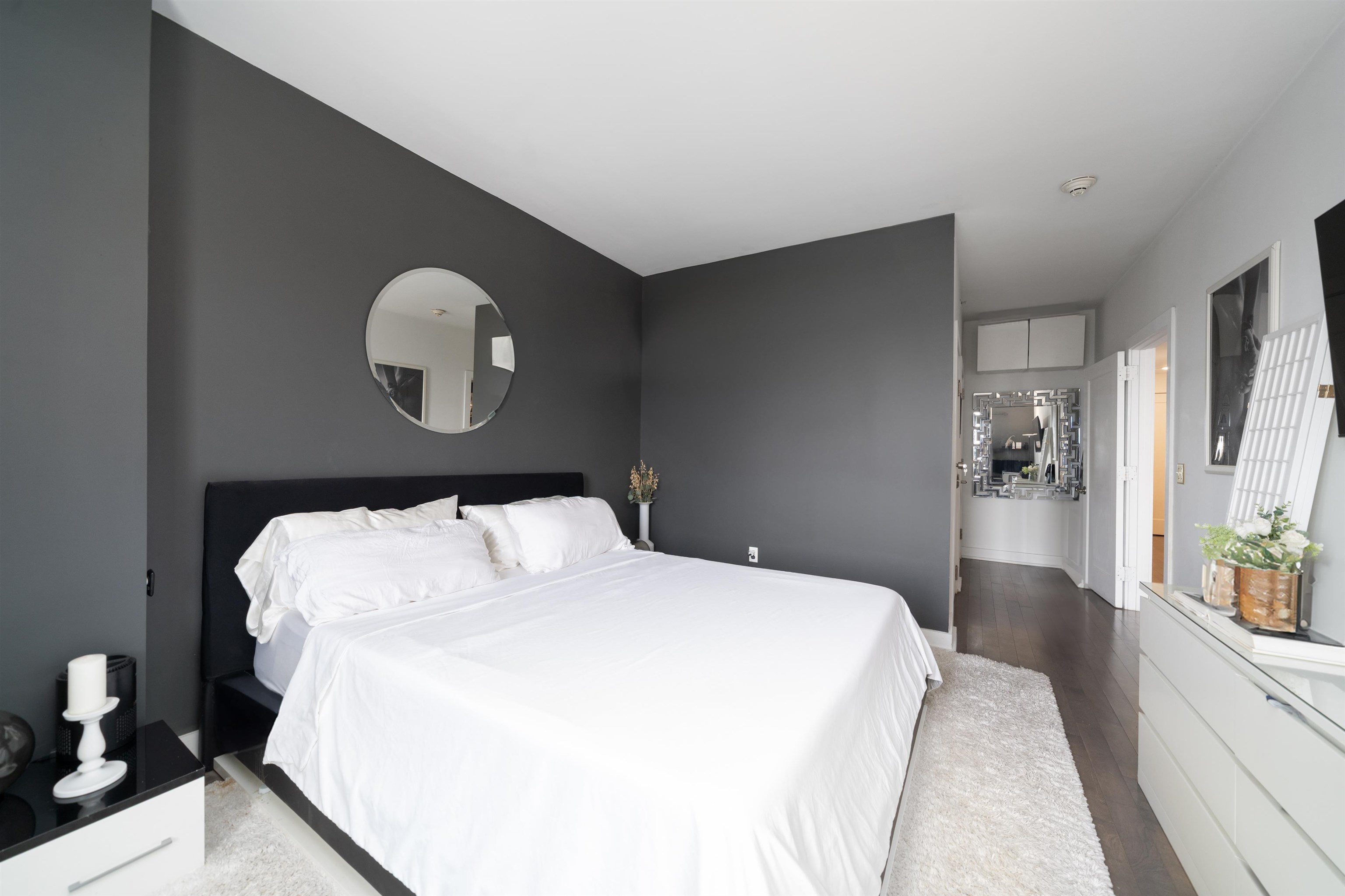 3312 HUDSON AVE Unit: 6G