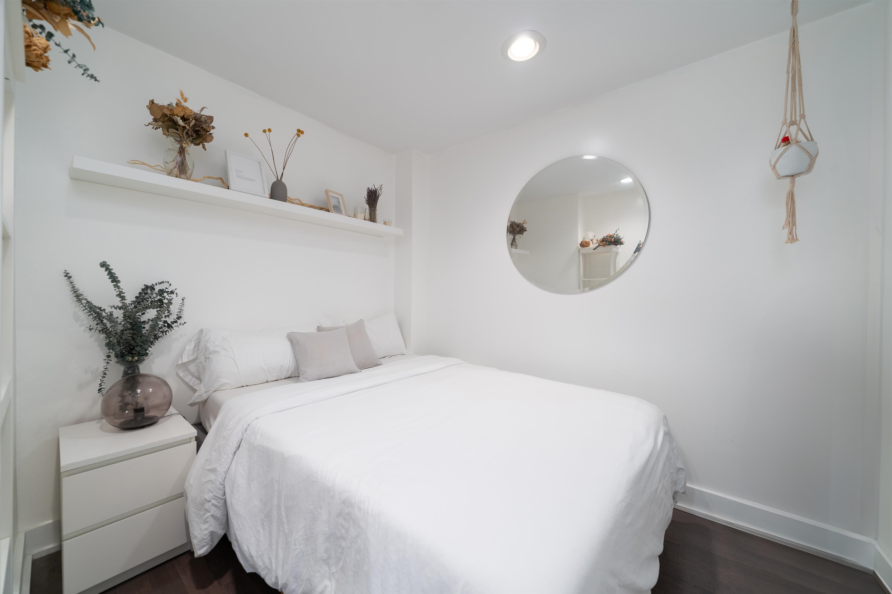 3312 HUDSON AVE Unit: 6G