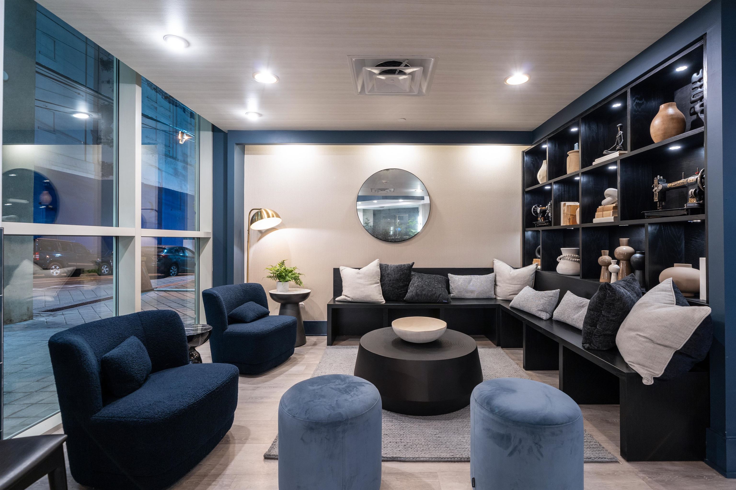 3312 HUDSON AVE Unit: 6G