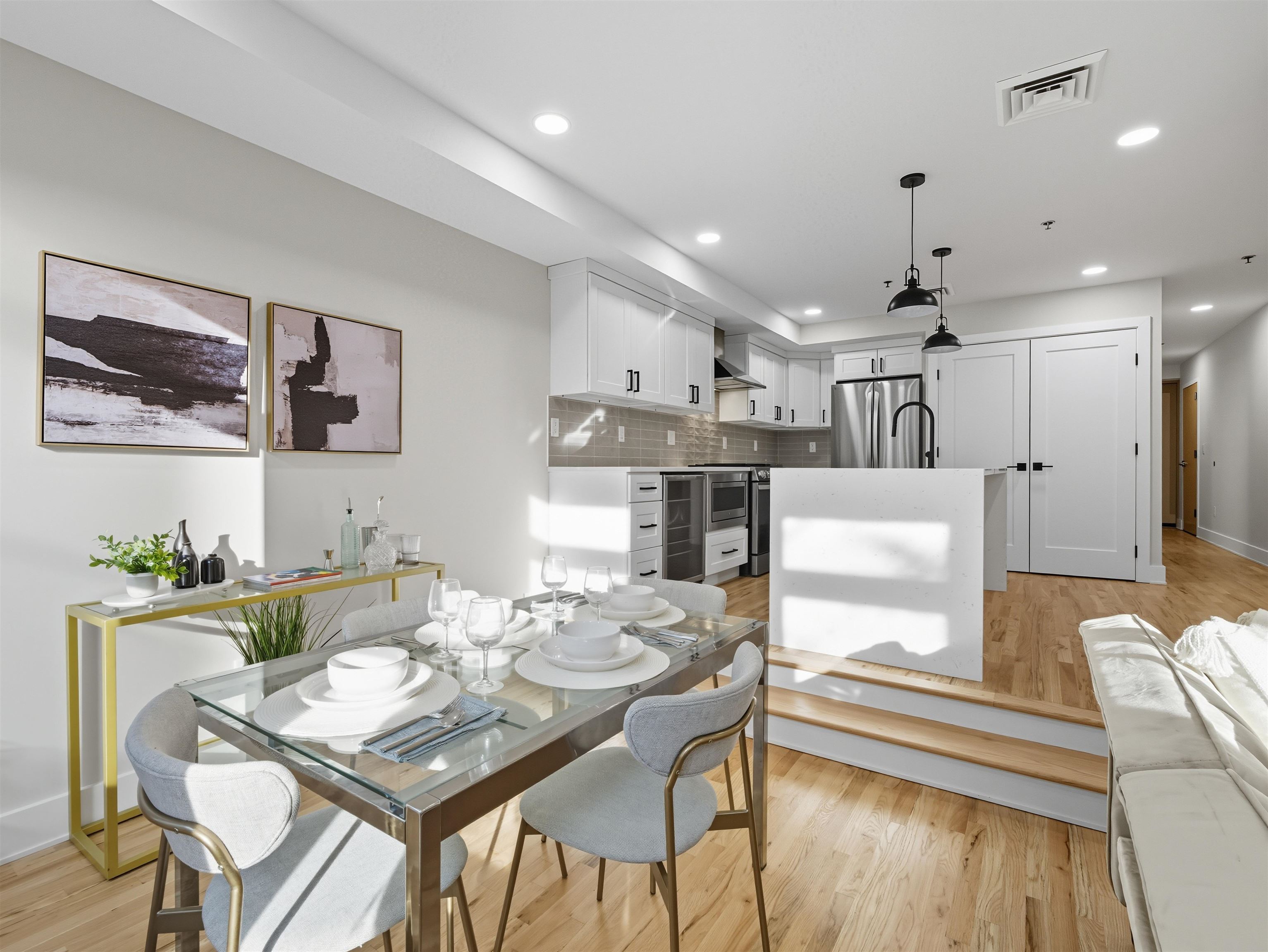 303 MONROE ST Unit: 1